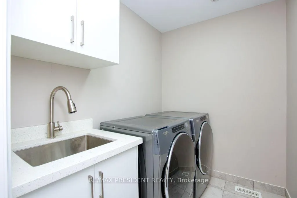 Photo 8 of 4099 Maitland Street, Lincoln, Beamsville — HOMEH