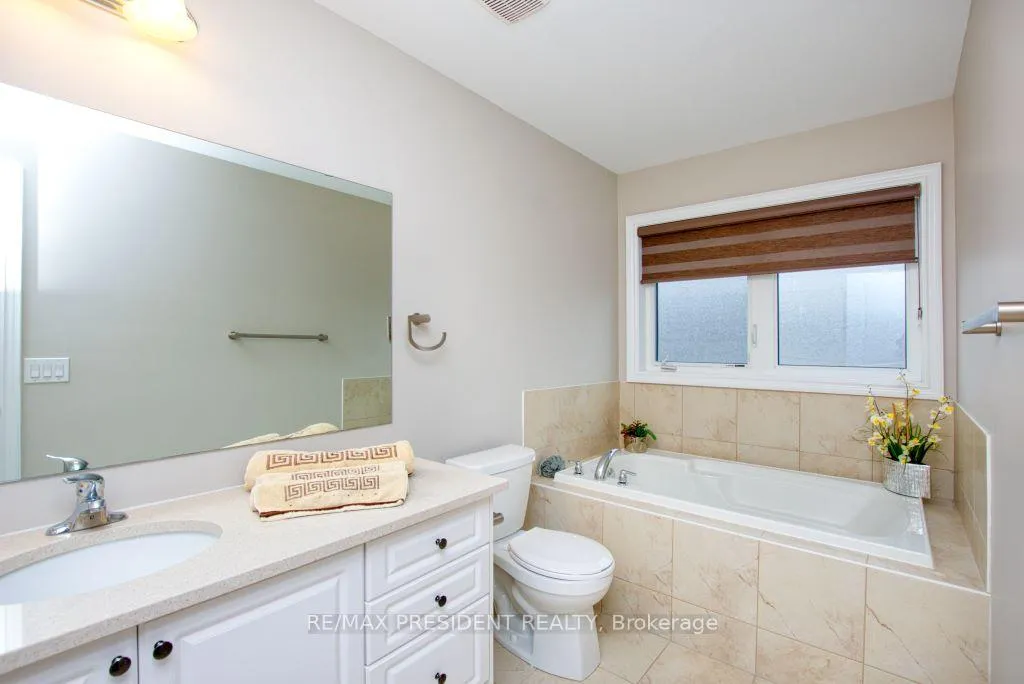 Photo 18 of 4099 Maitland Street, Lincoln, Beamsville — HOMEH