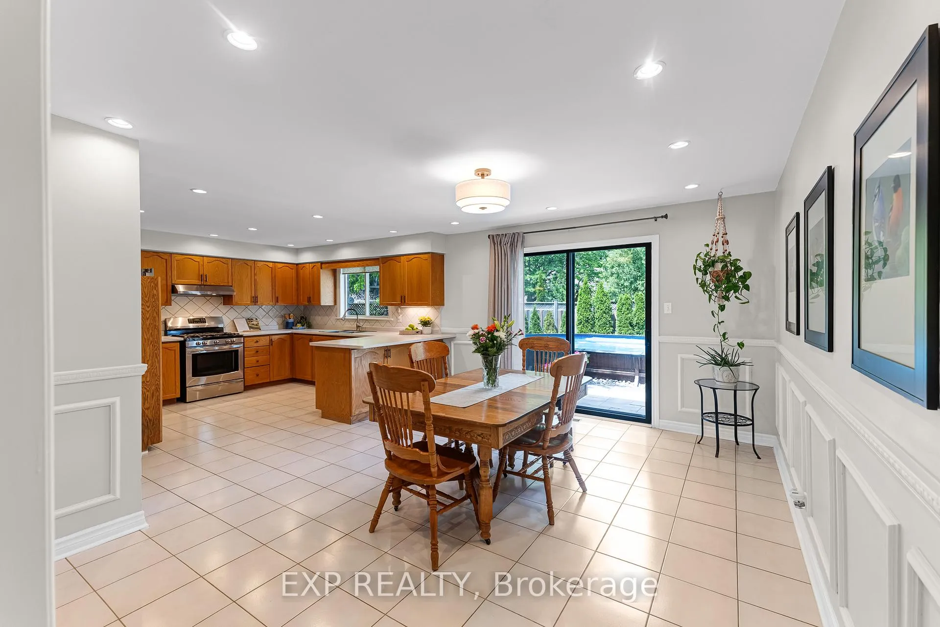 Photo 11 of 374 Savage Road, Newmarket, Armitage — HOMEH