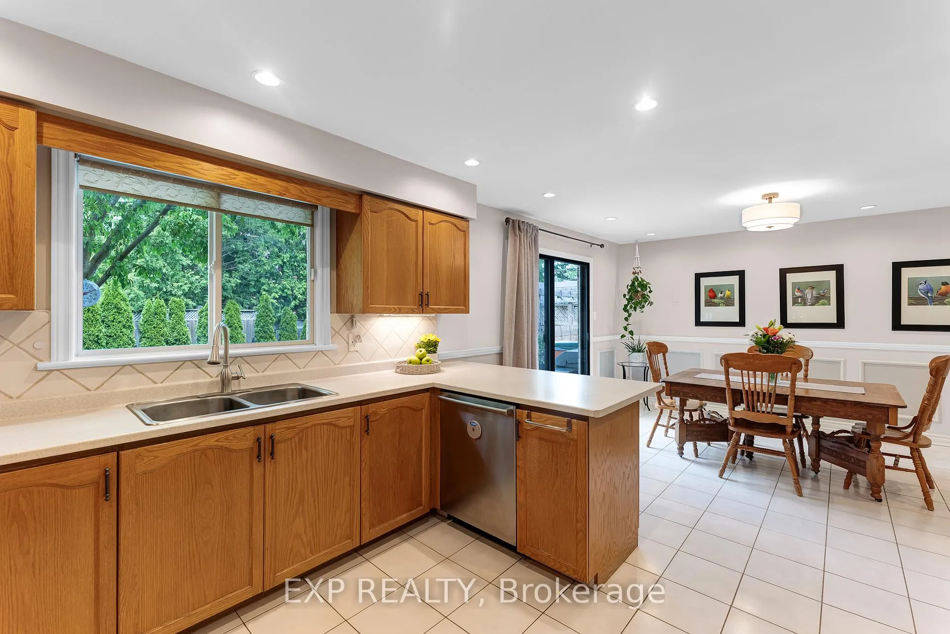 Photo 14 of 374 Savage Road, Newmarket, Armitage — HOMEH