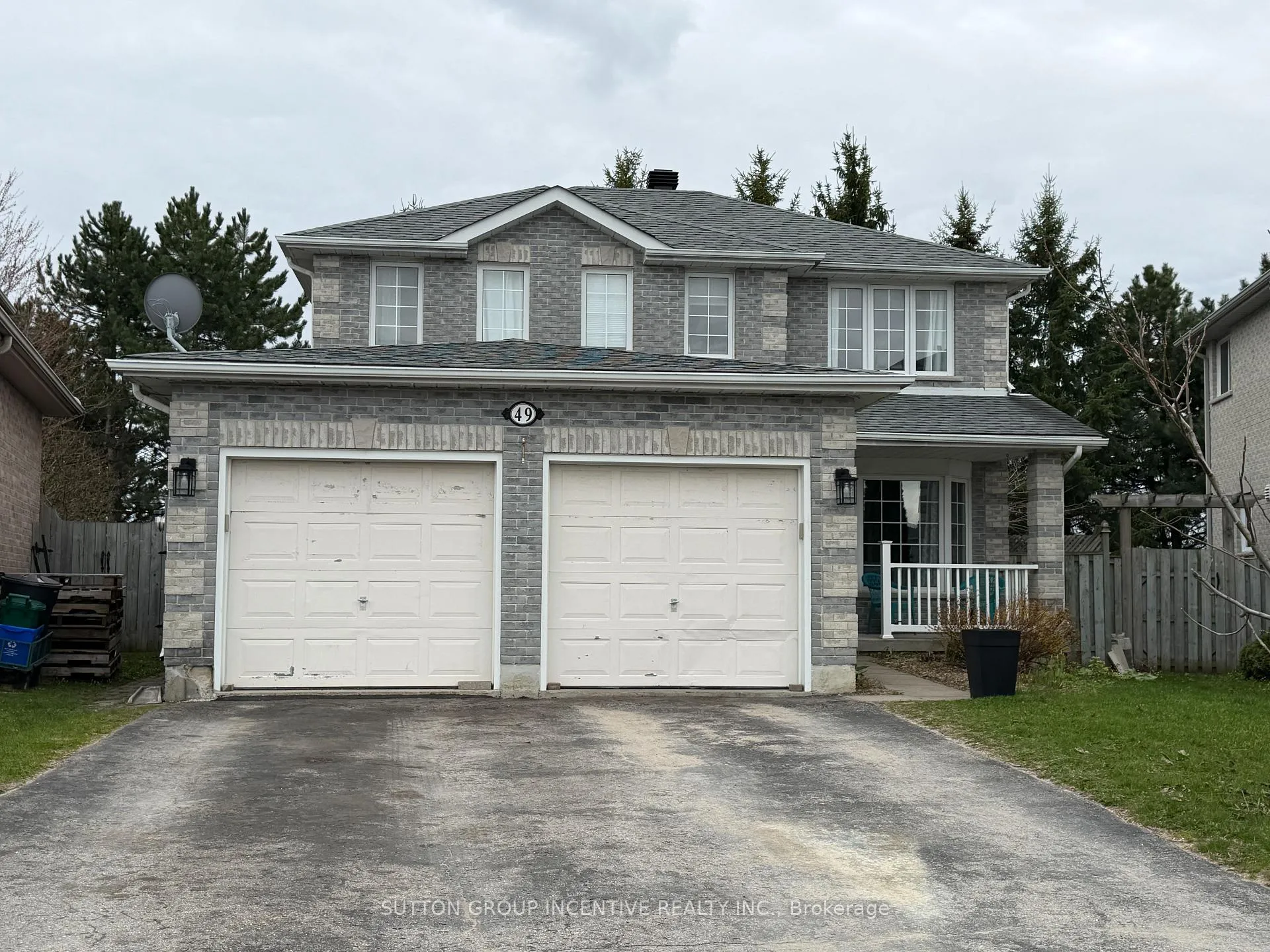 Photo 1 of 49 Shaina Court, Barrie, Painswick South — HOMEH