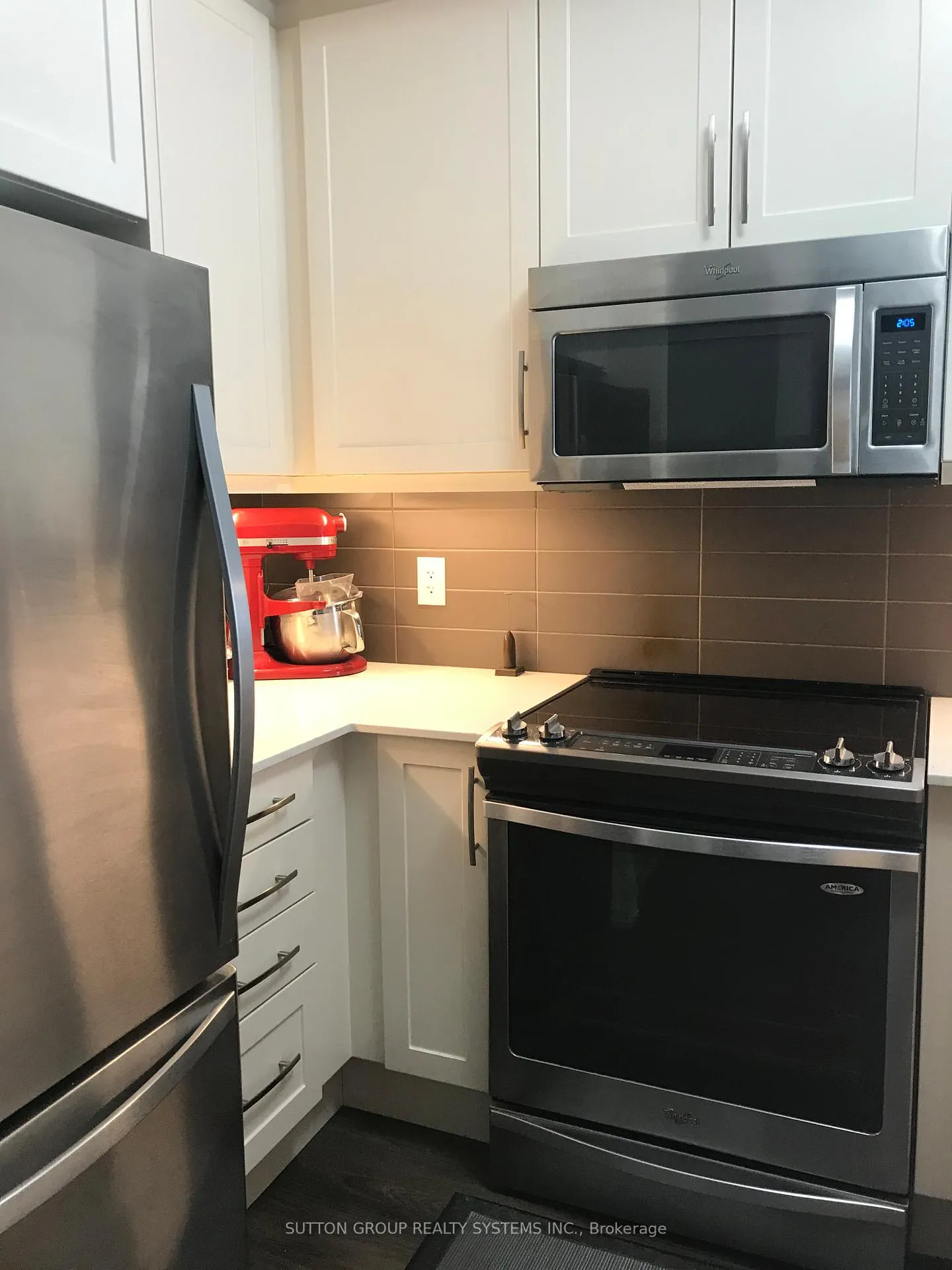 Photo 6 of Unit 623, 1 Old Mill Drive, Toronto, High Park-Swansea — HOMEH