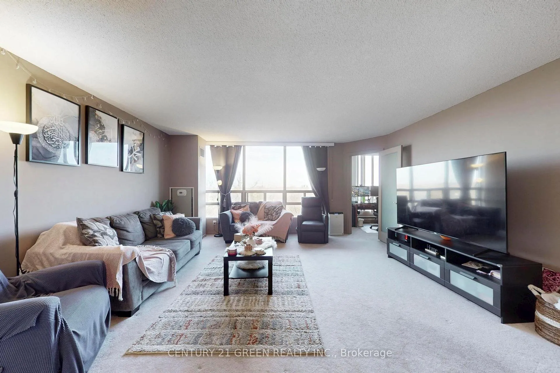 Photo 6 of Unit 712, 310 Mill Street S, Brampton, Brampton South — HOMEH