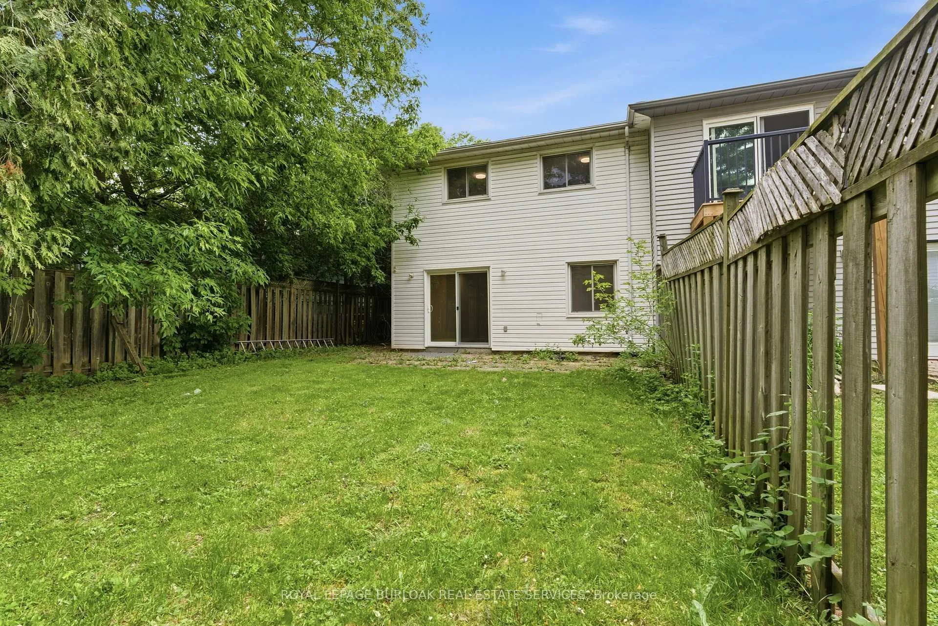 Photo 29 of 1553 Newlands Crescent, Burlington, Palmer — HOMEH