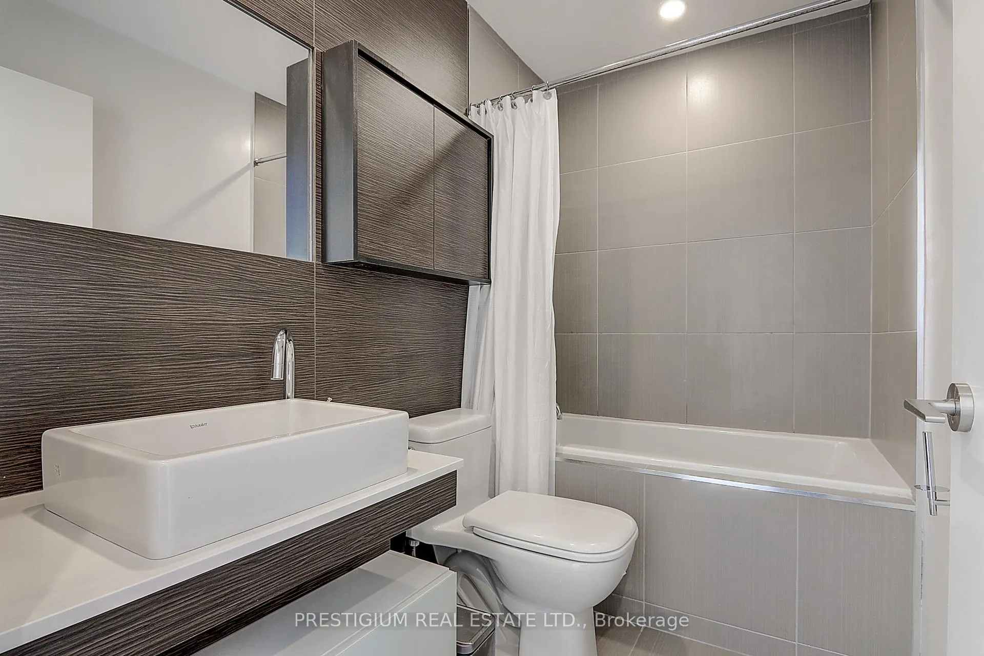 Photo 19 of Unit 2503, 75 St Nicholas Street, Toronto, Bay Street Corridor — HOMEH