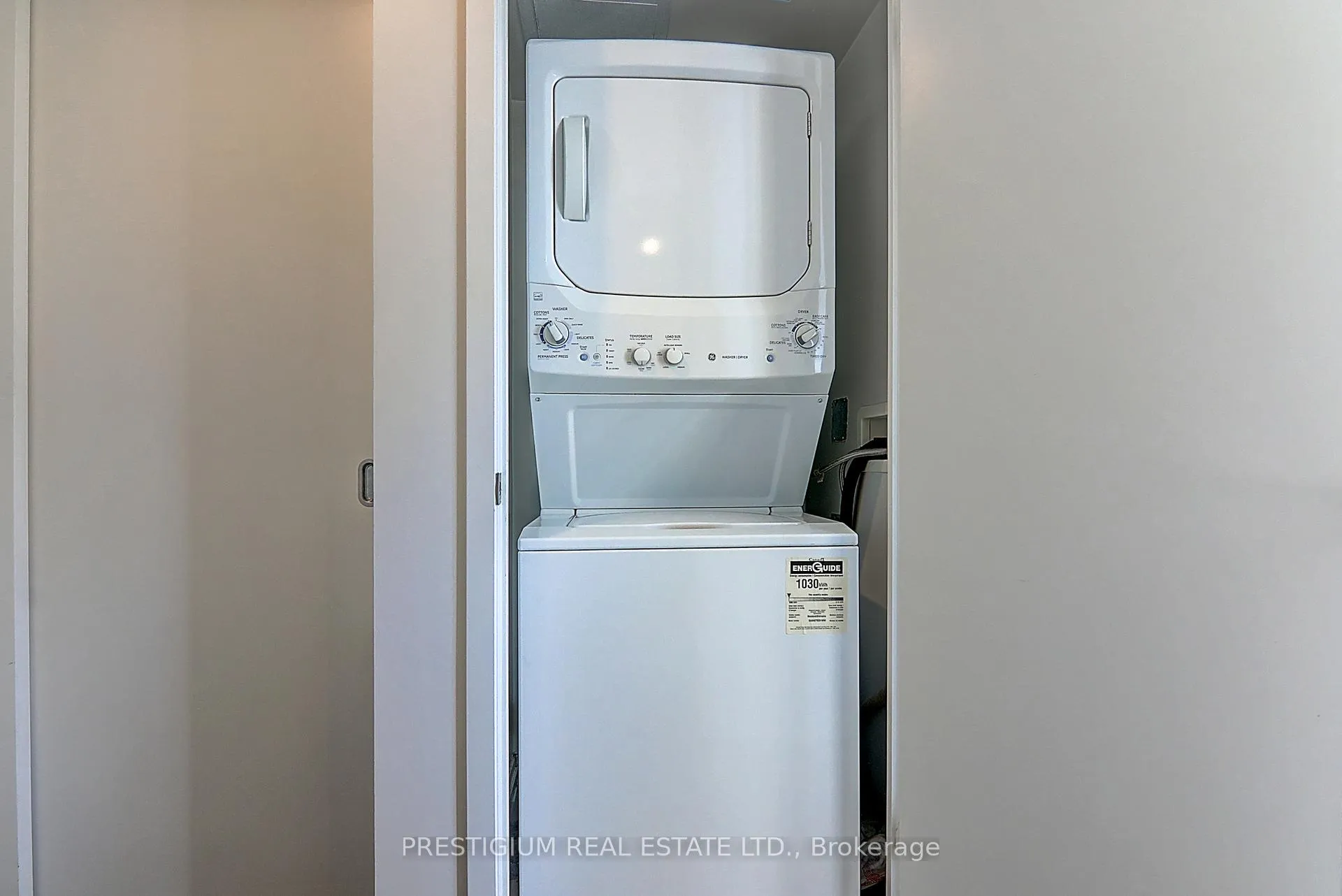 Photo 20 of Unit 2503, 75 St Nicholas Street, Toronto, Bay Street Corridor — HOMEH