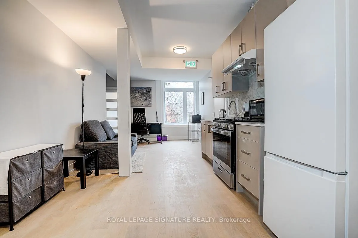 Photo 9 of Unit 2, 252 Annette Street, Toronto, Junction Area — HOMEH