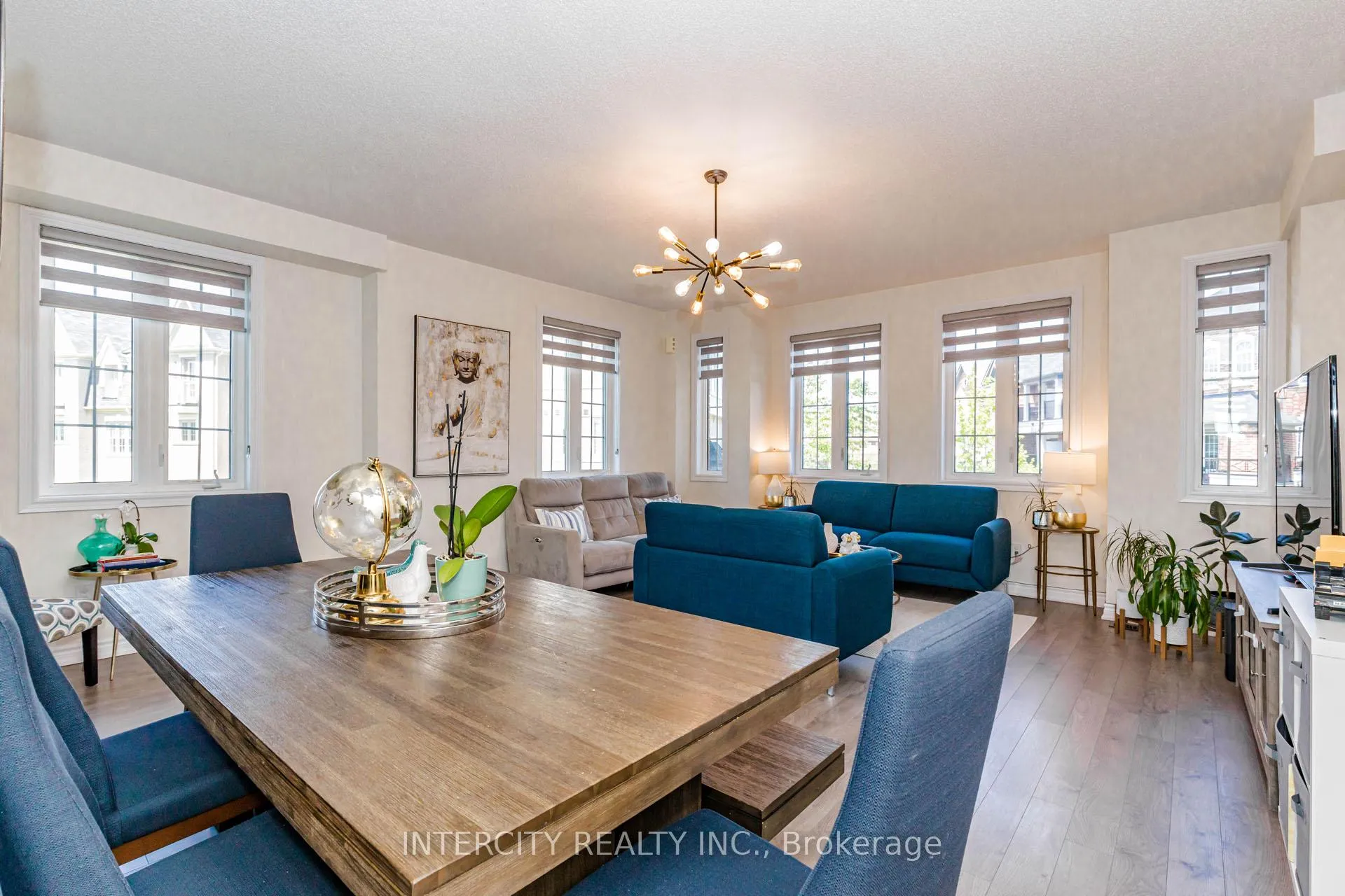 Photo 22 of 44 Shiff Crescent, Brampton, Heart Lake — HOMEH