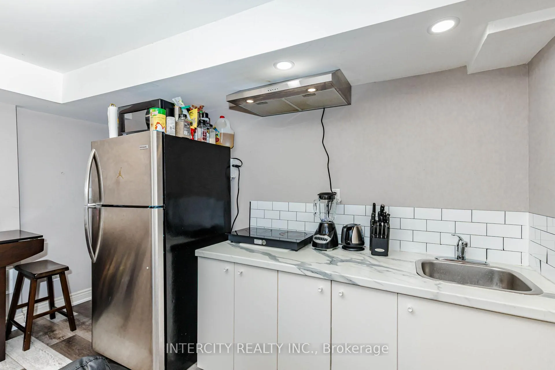 Photo 45 of 44 Shiff Crescent, Brampton, Heart Lake — HOMEH
