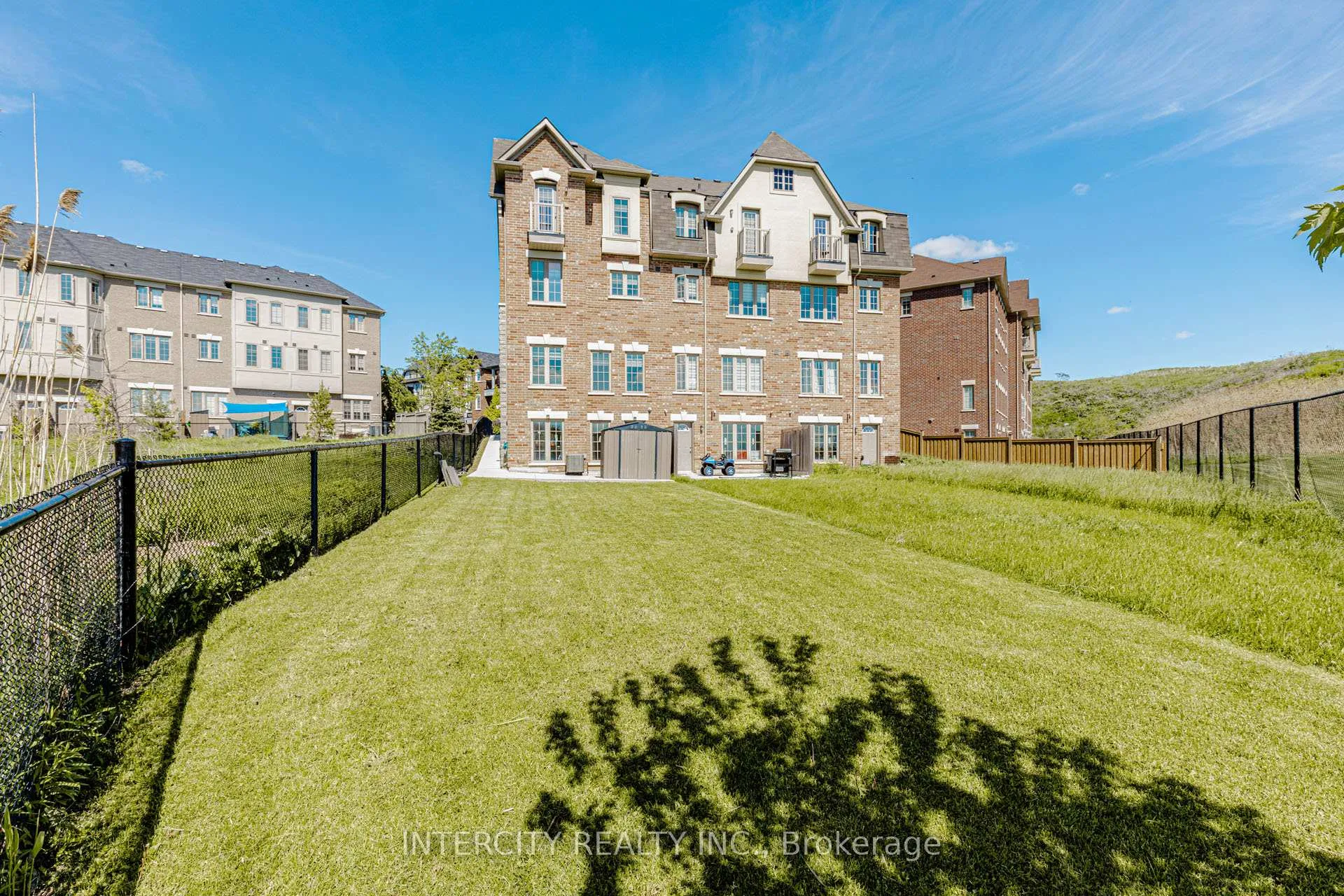 Photo 50 of 44 Shiff Crescent, Brampton, Heart Lake — HOMEH