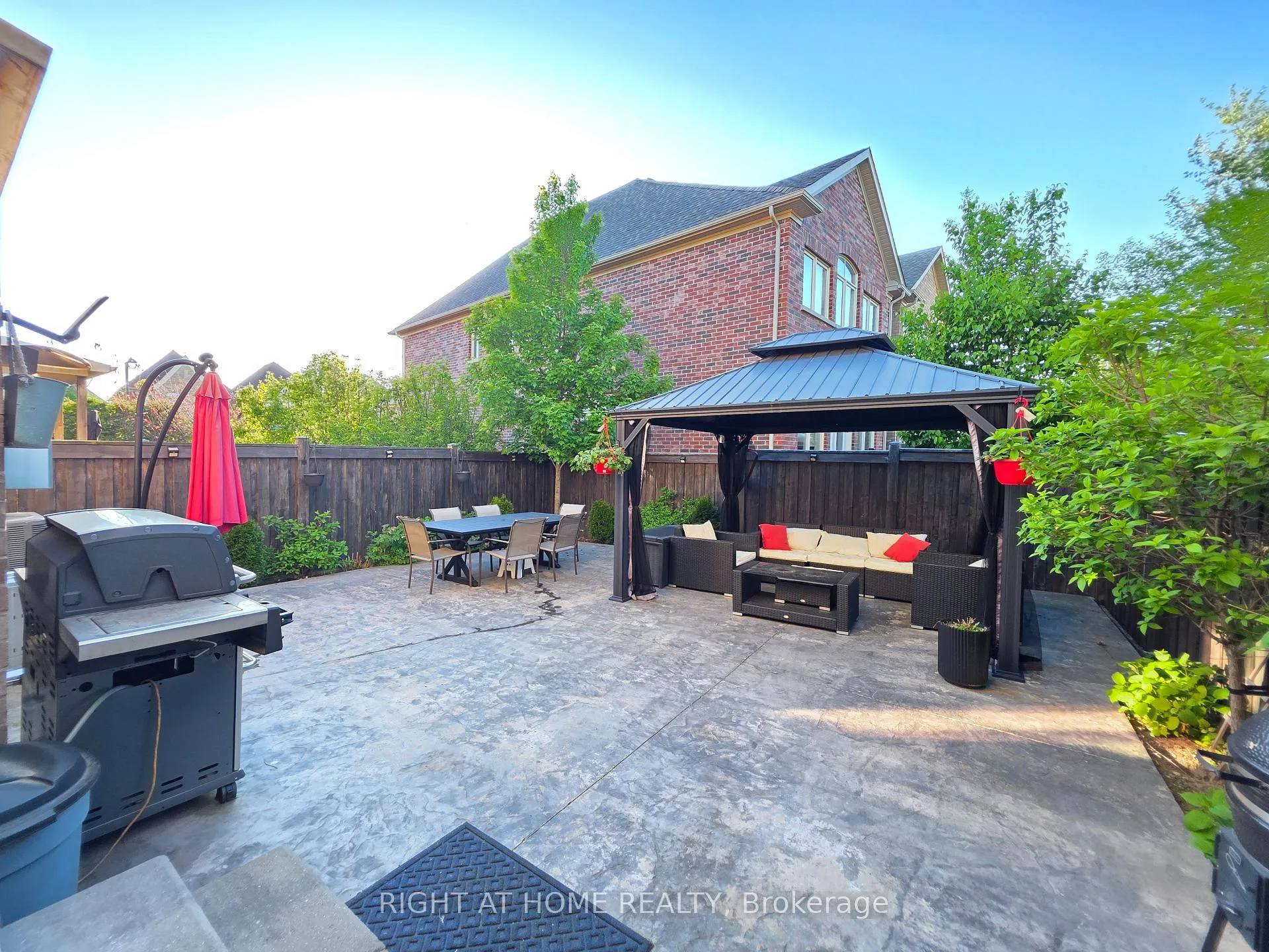 Photo 24 of 24 Wells Orchard Crescent, King, King City — HOMEH