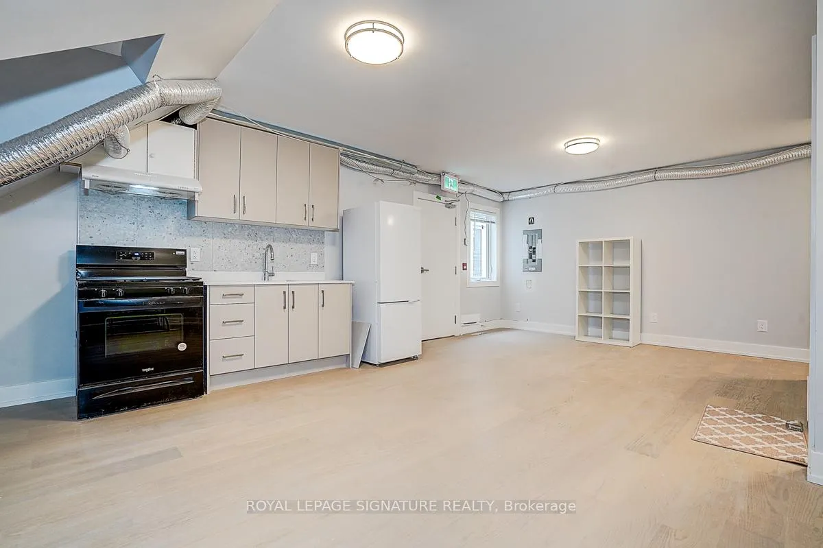 Photo 12 of Unit 5, 252 Annette Street, Toronto, Junction Area — HOMEH