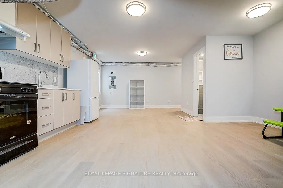 Photo 13 of Unit 5, 252 Annette Street, Toronto, Junction Area — HOMEH