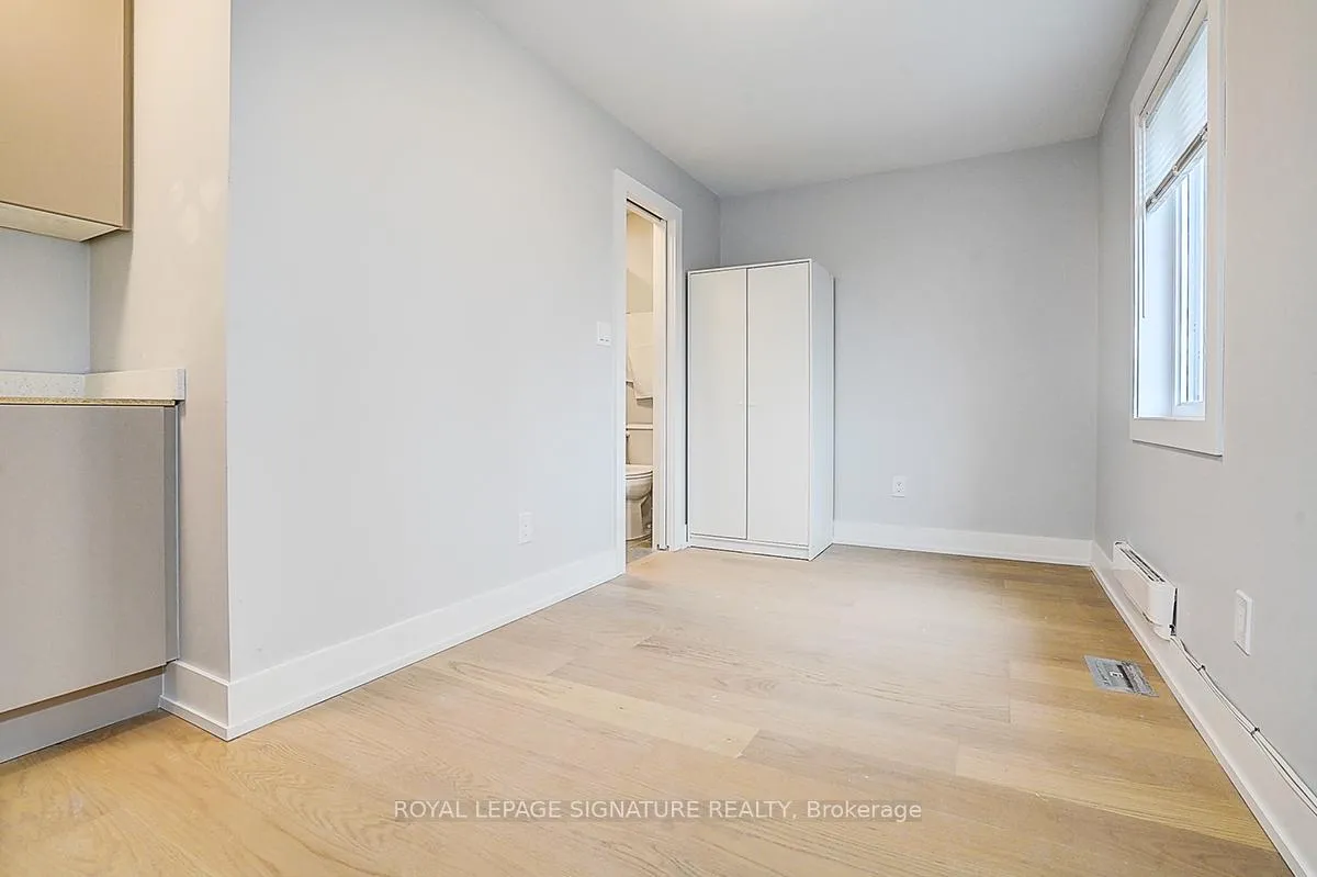 Photo 26 of Unit 5, 252 Annette Street, Toronto, Junction Area — HOMEH