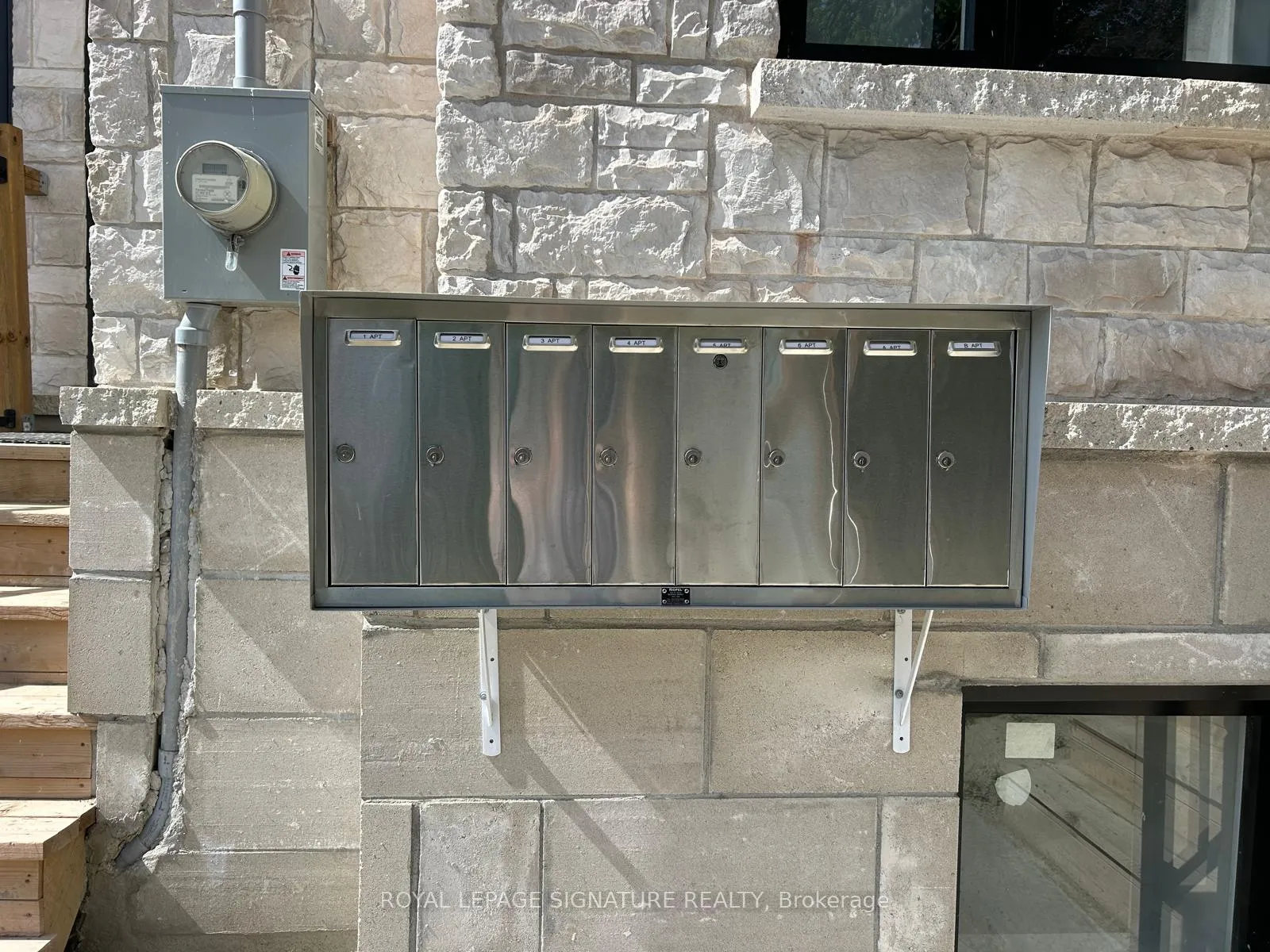 Photo 28 of Unit 5, 252 Annette Street, Toronto, Junction Area — HOMEH