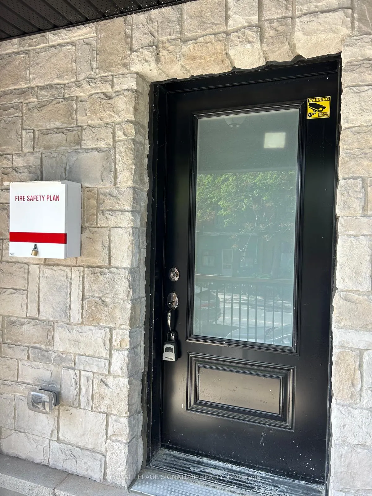 Photo 29 of Unit 5, 252 Annette Street, Toronto, Junction Area — HOMEH