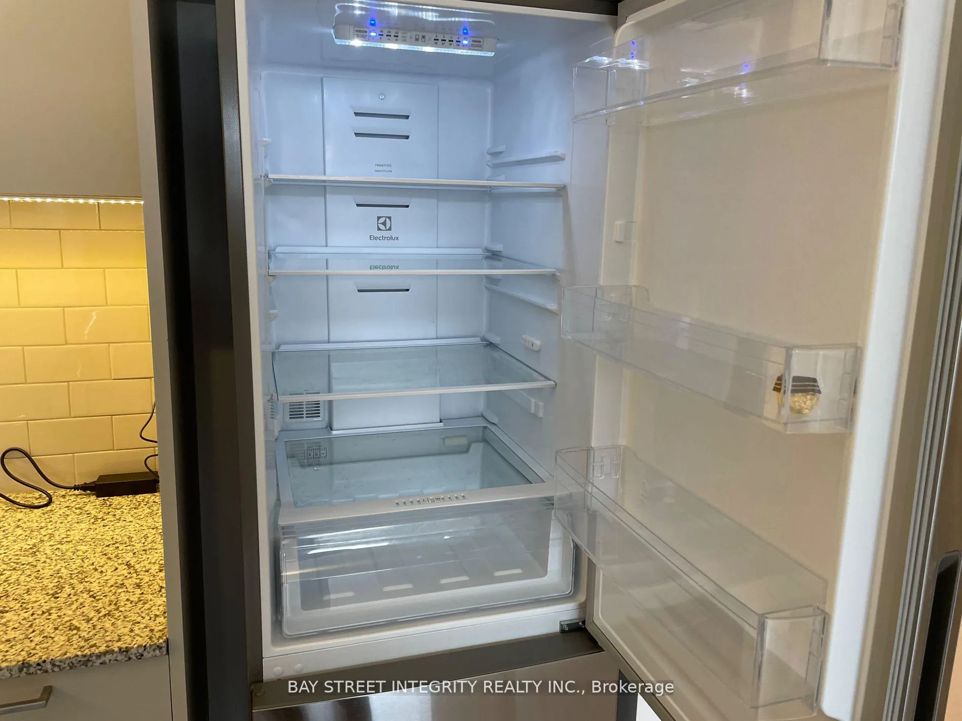 Photo 13 of Unit 217E, 278 Buchanan Drive, Markham, Unionville — HOMEH