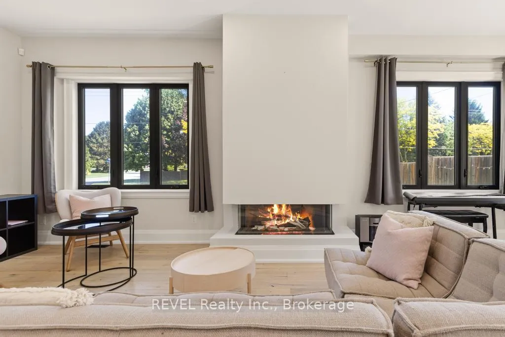 Photo 7 of 6206 Lucia Drive, Niagara Falls, Stamford — HOMEH