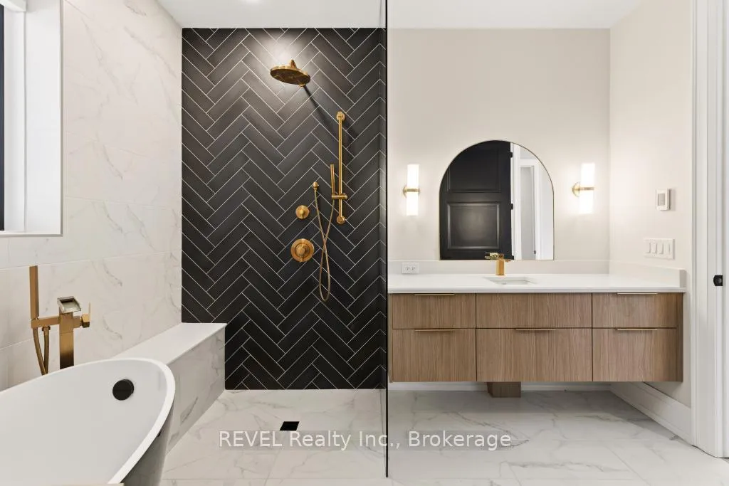 Photo 22 of 6206 Lucia Drive, Niagara Falls, Stamford — HOMEH