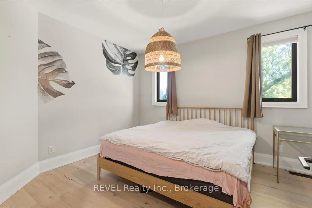Photo 23 of 6206 Lucia Drive, Niagara Falls, Stamford — HOMEH