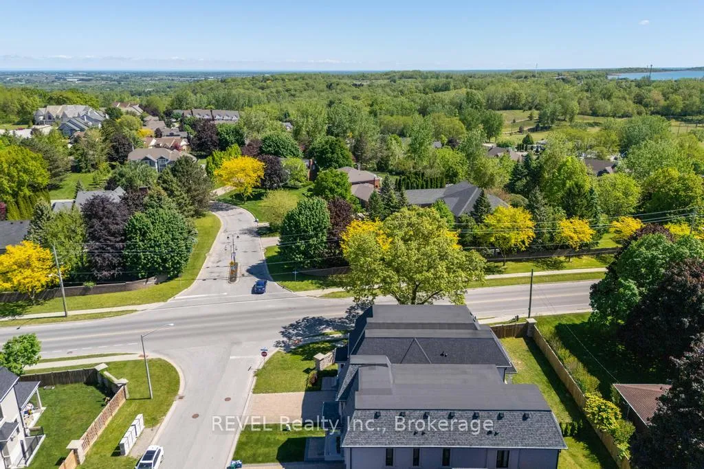 Photo 36 of 6206 Lucia Drive, Niagara Falls, Stamford — HOMEH