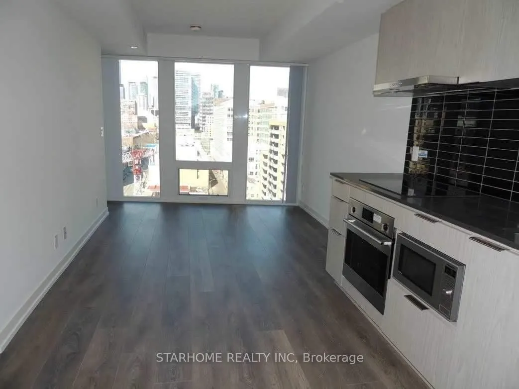 Front of Unit 1610, 60 Shuter Street