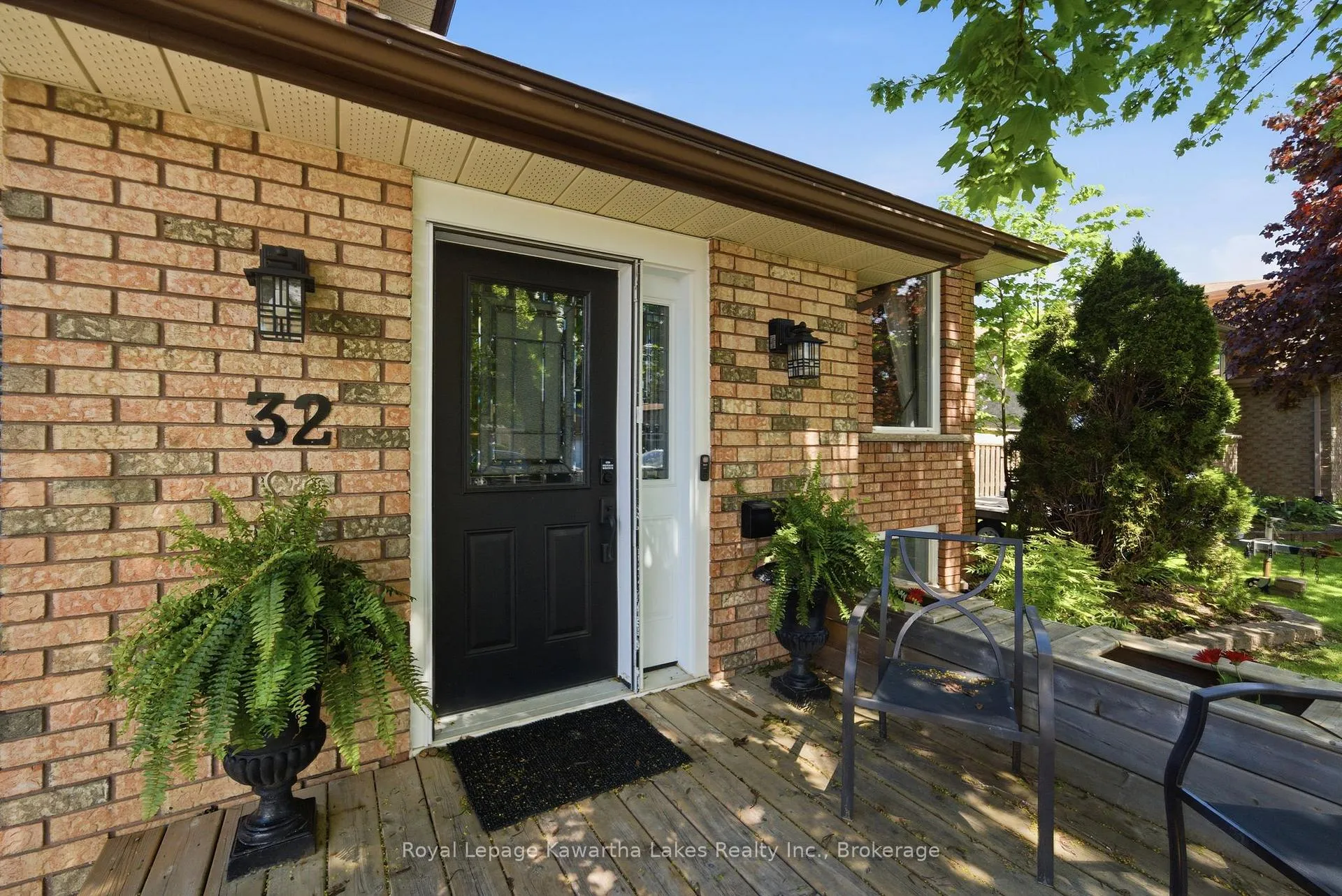 Photo 6 of 32 Andrew Drive, Kawartha Lakes, Lindsay — HOMEH