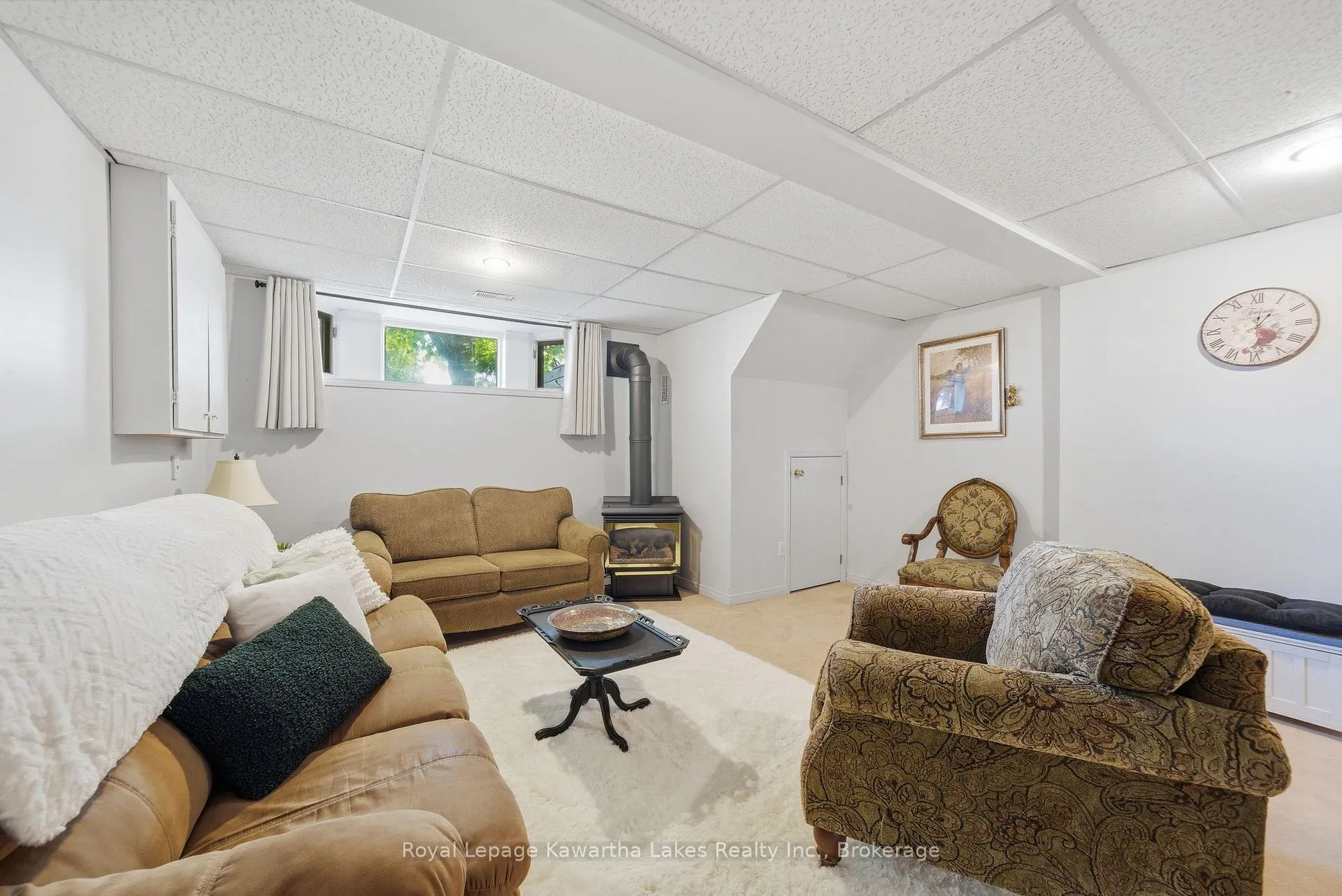 Photo 27 of 32 Andrew Drive, Kawartha Lakes, Lindsay — HOMEH