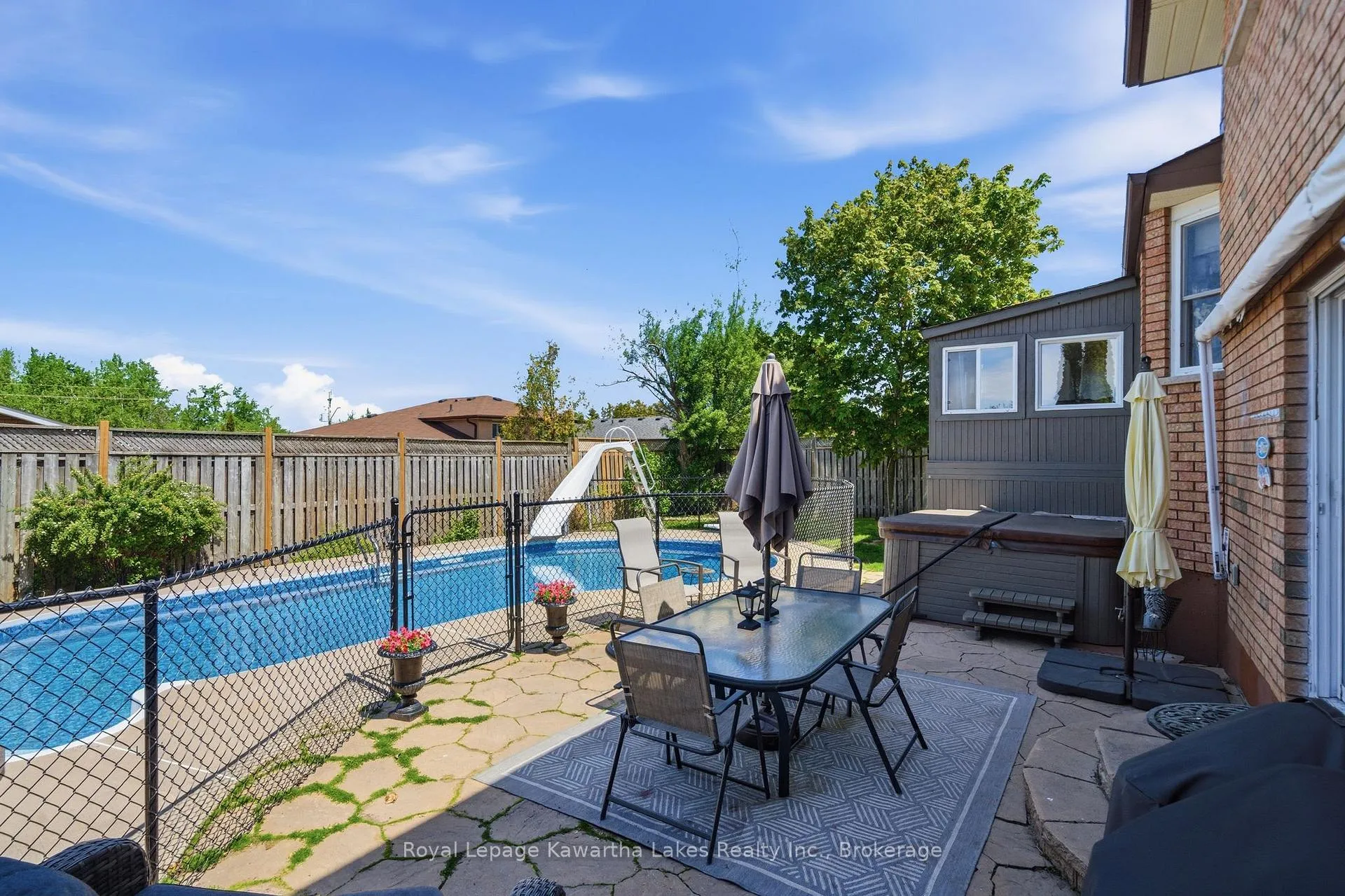 Photo 38 of 32 Andrew Drive, Kawartha Lakes, Lindsay — HOMEH