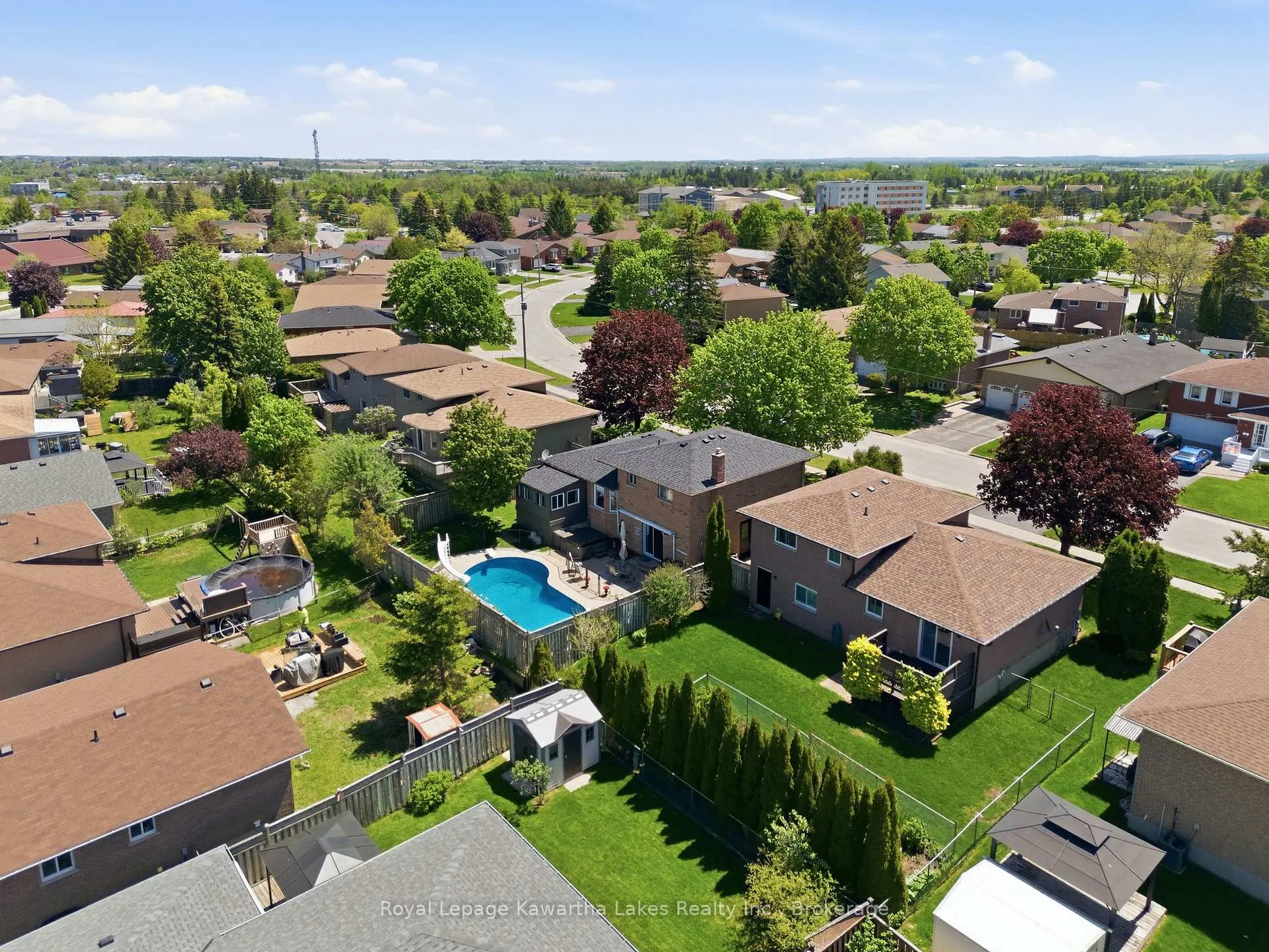 Photo 46 of 32 Andrew Drive, Kawartha Lakes, Lindsay — HOMEH