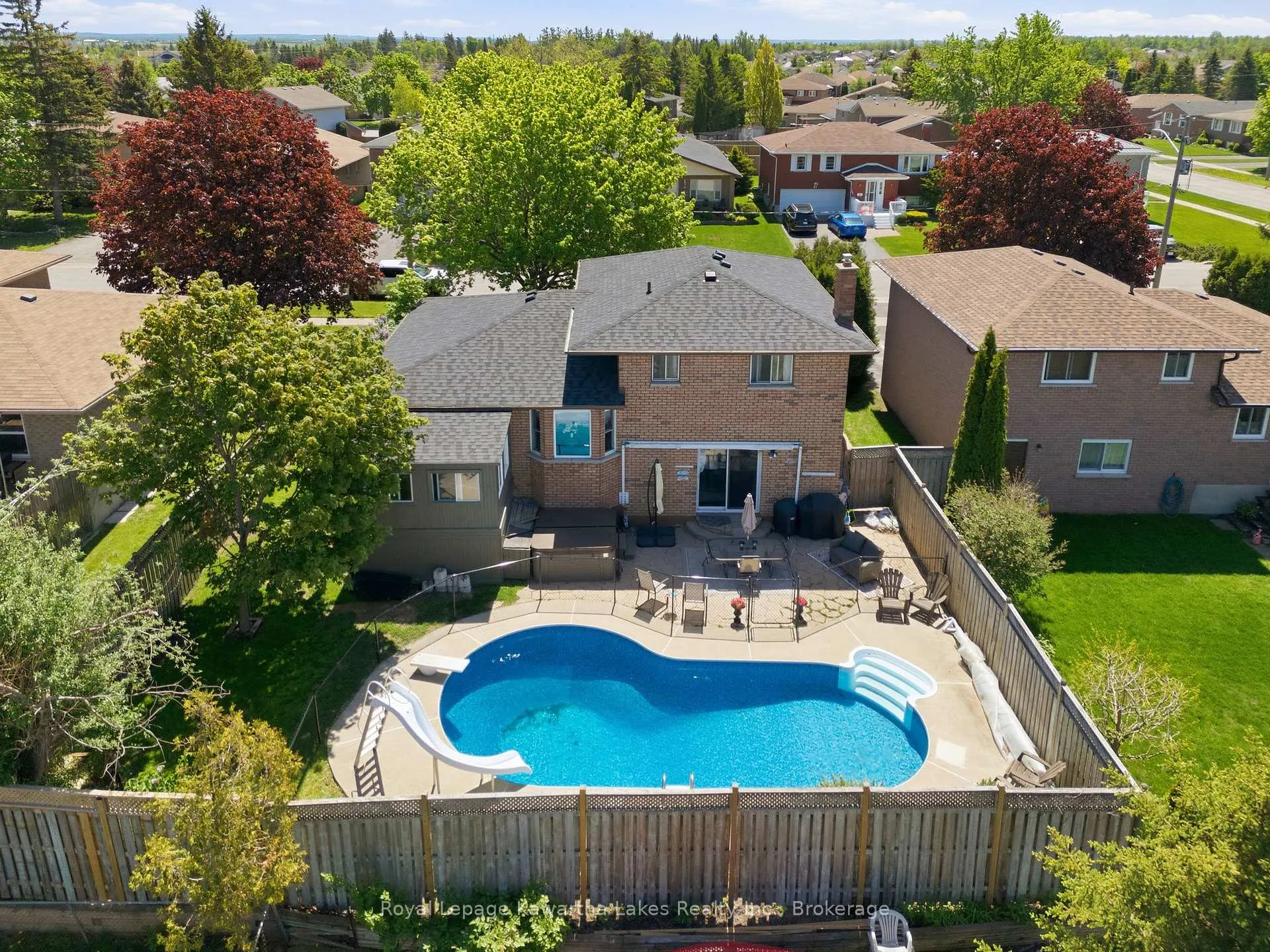 Photo 47 of 32 Andrew Drive, Kawartha Lakes, Lindsay — HOMEH