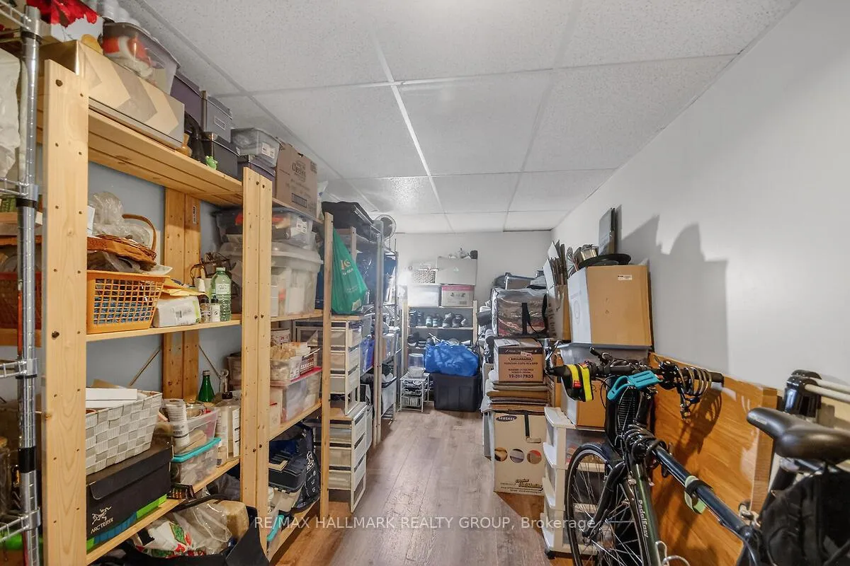Photo 24 of Unit D, 158 Valley Stream Drive, Ottawa, Leslie Park — HOMEH