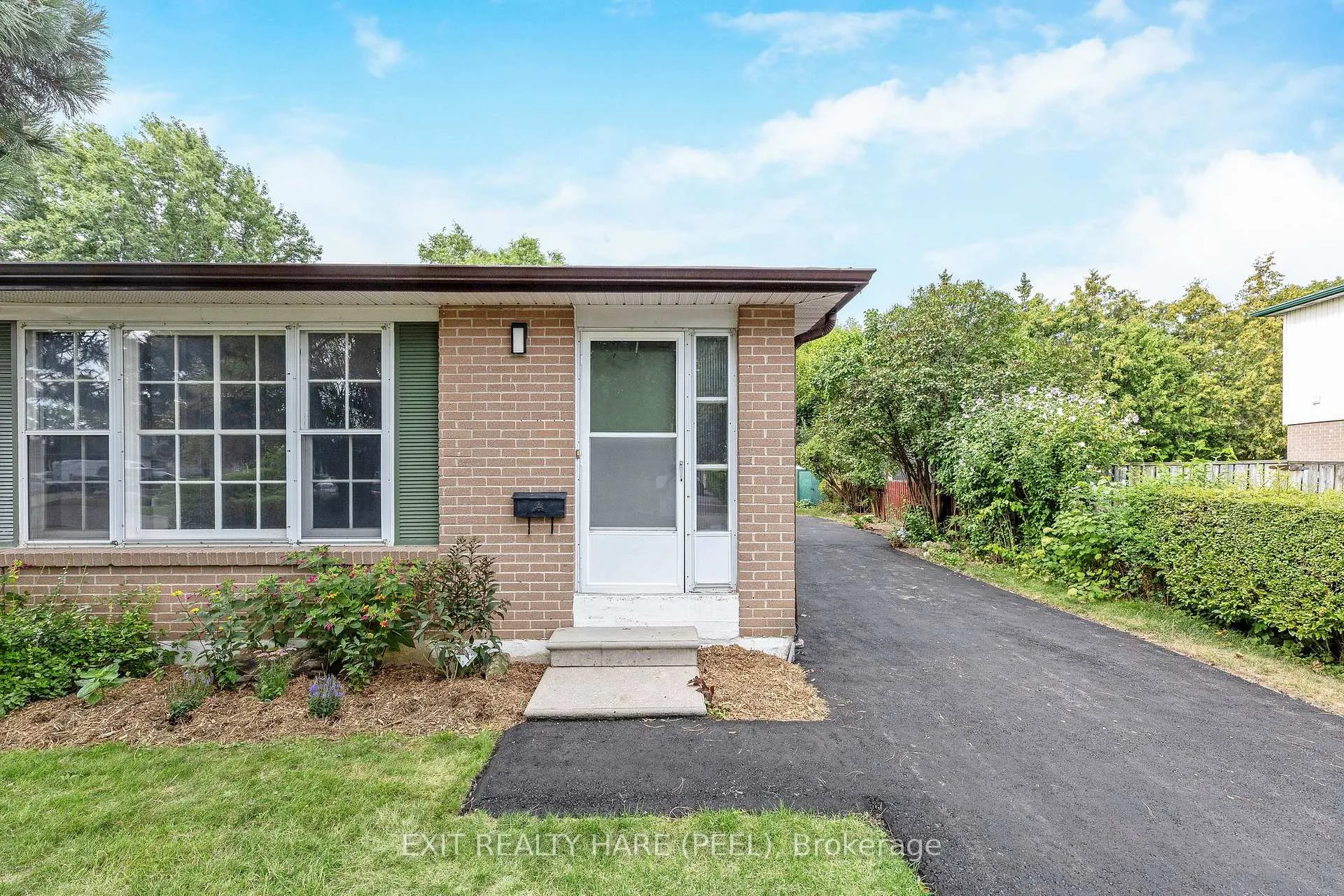 Photo 4 of 5 Garside Crescent, Brampton, Northgate — HOMEH