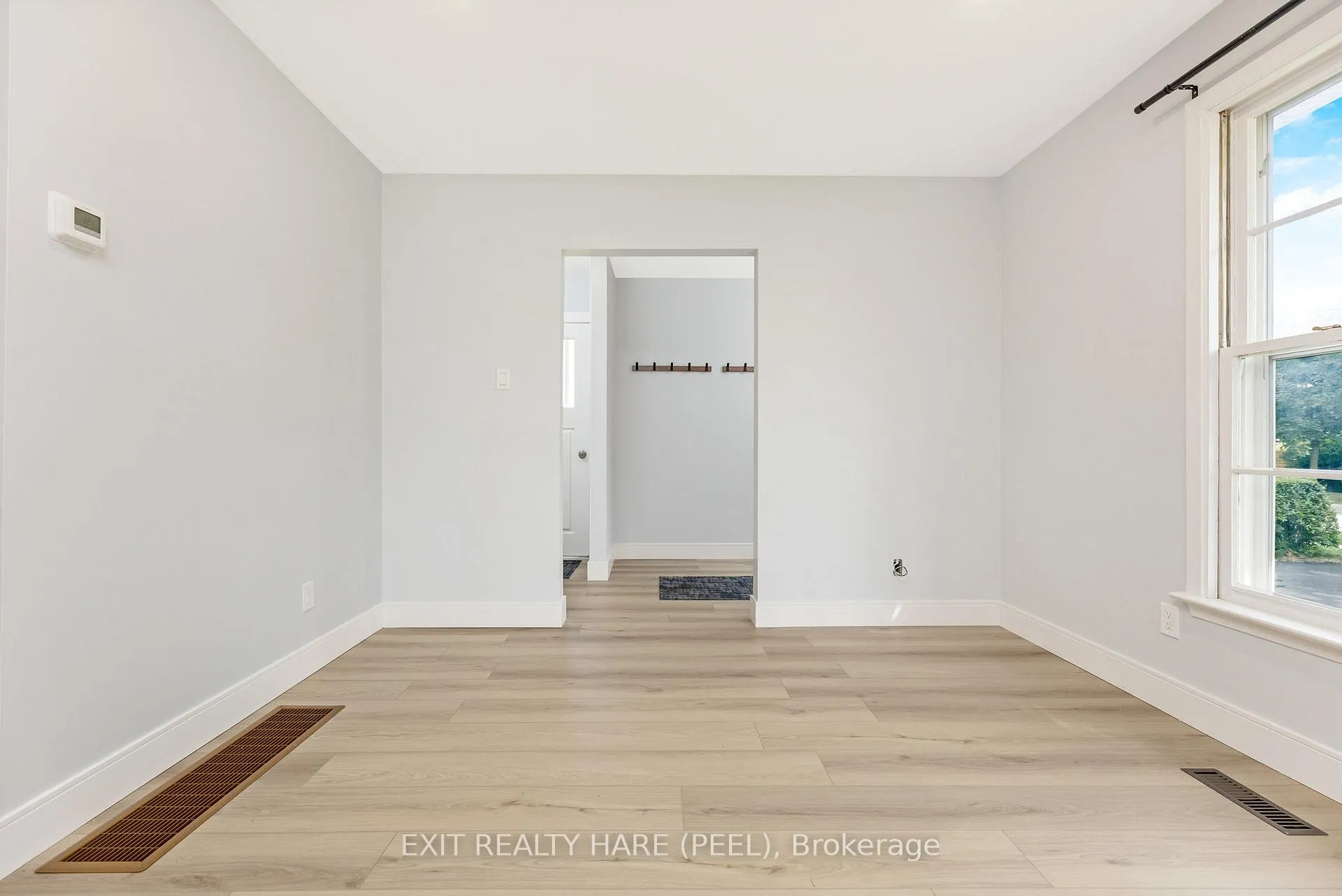 Photo 6 of 5 Garside Crescent, Brampton, Northgate — HOMEH
