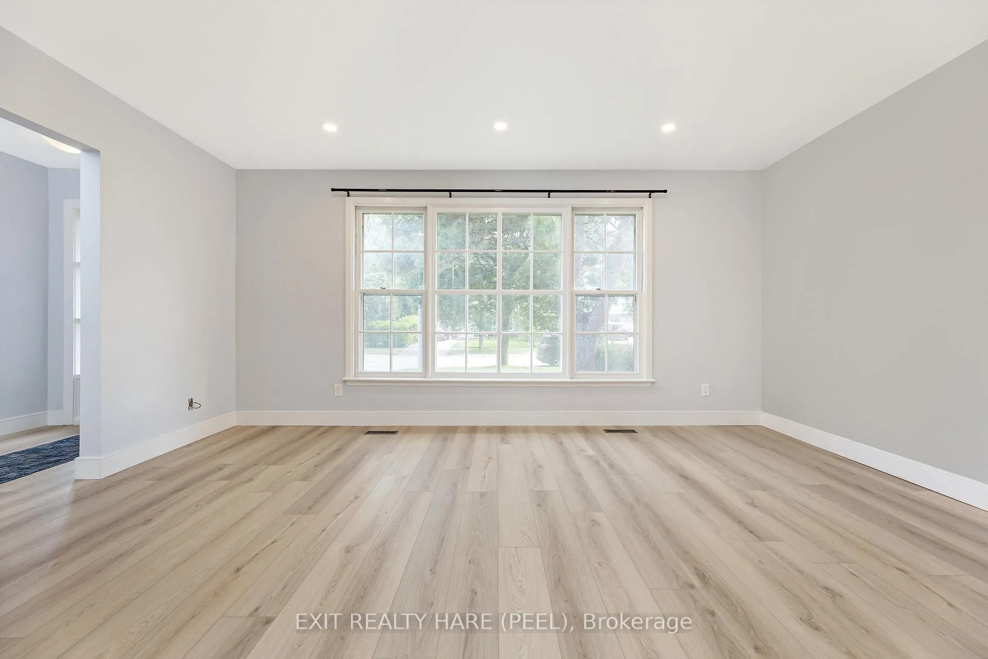 Photo 7 of 5 Garside Crescent, Brampton, Northgate — HOMEH