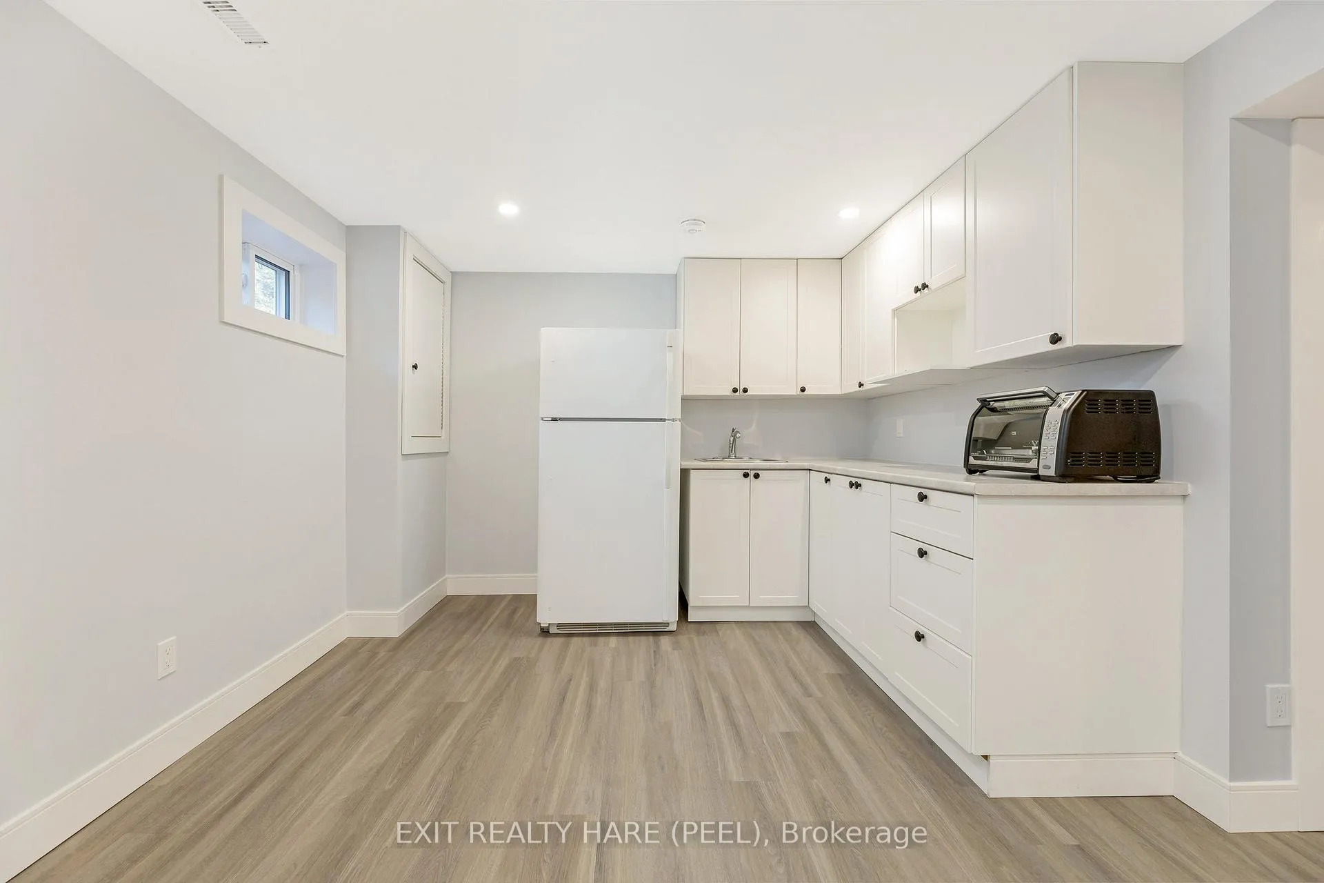 Photo 24 of 5 Garside Crescent, Brampton, Northgate — HOMEH