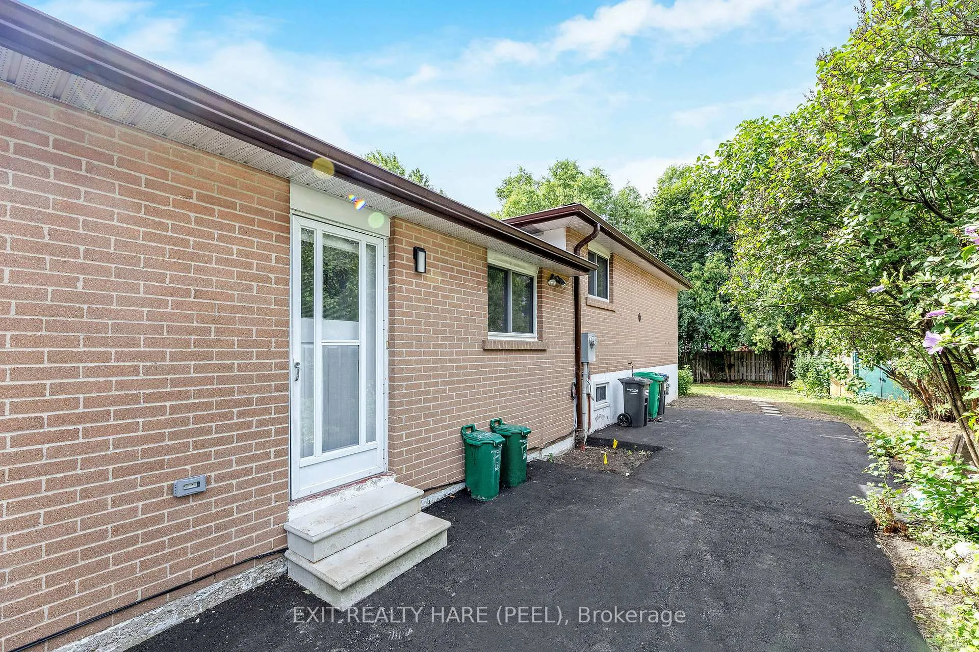 Photo 30 of 5 Garside Crescent, Brampton, Northgate — HOMEH