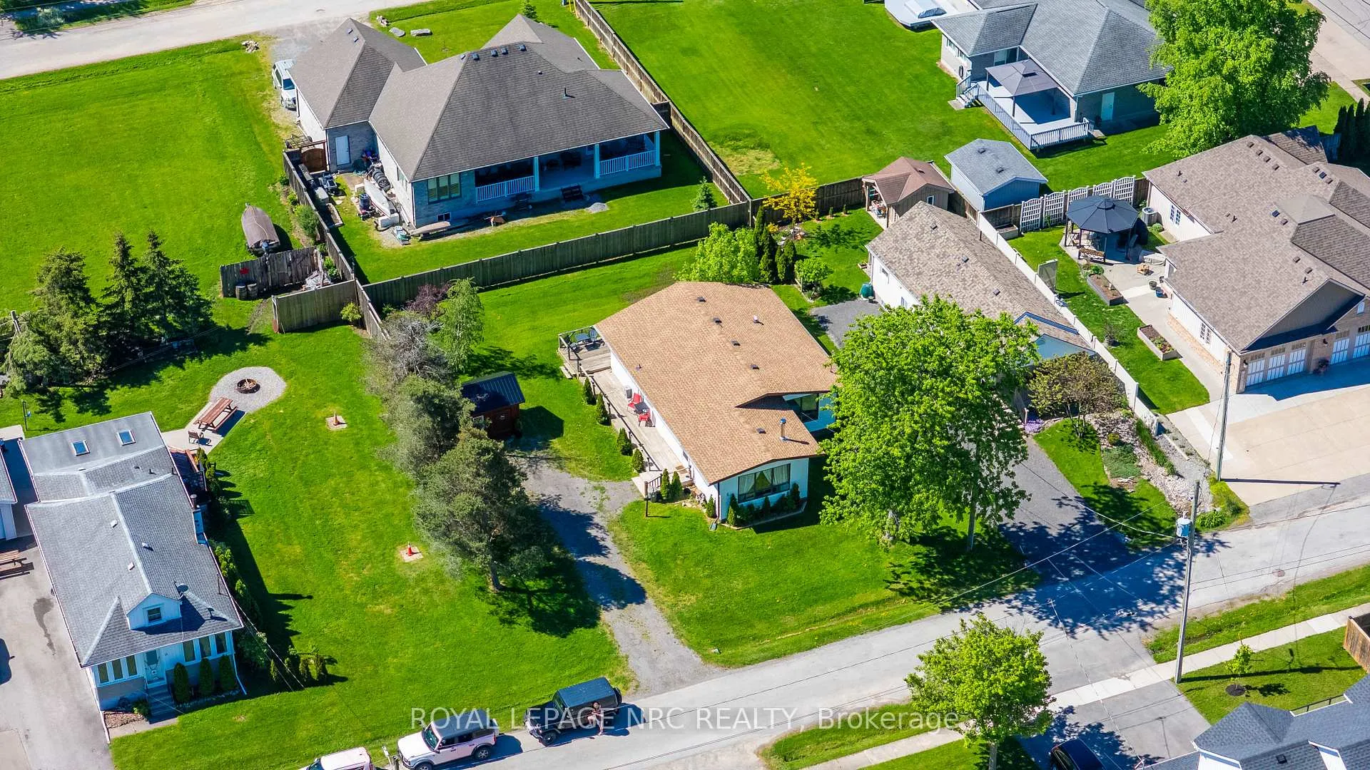 Photo 2 of 5 Melrose Avenue, Thorold, Port Robinson — HOMEH