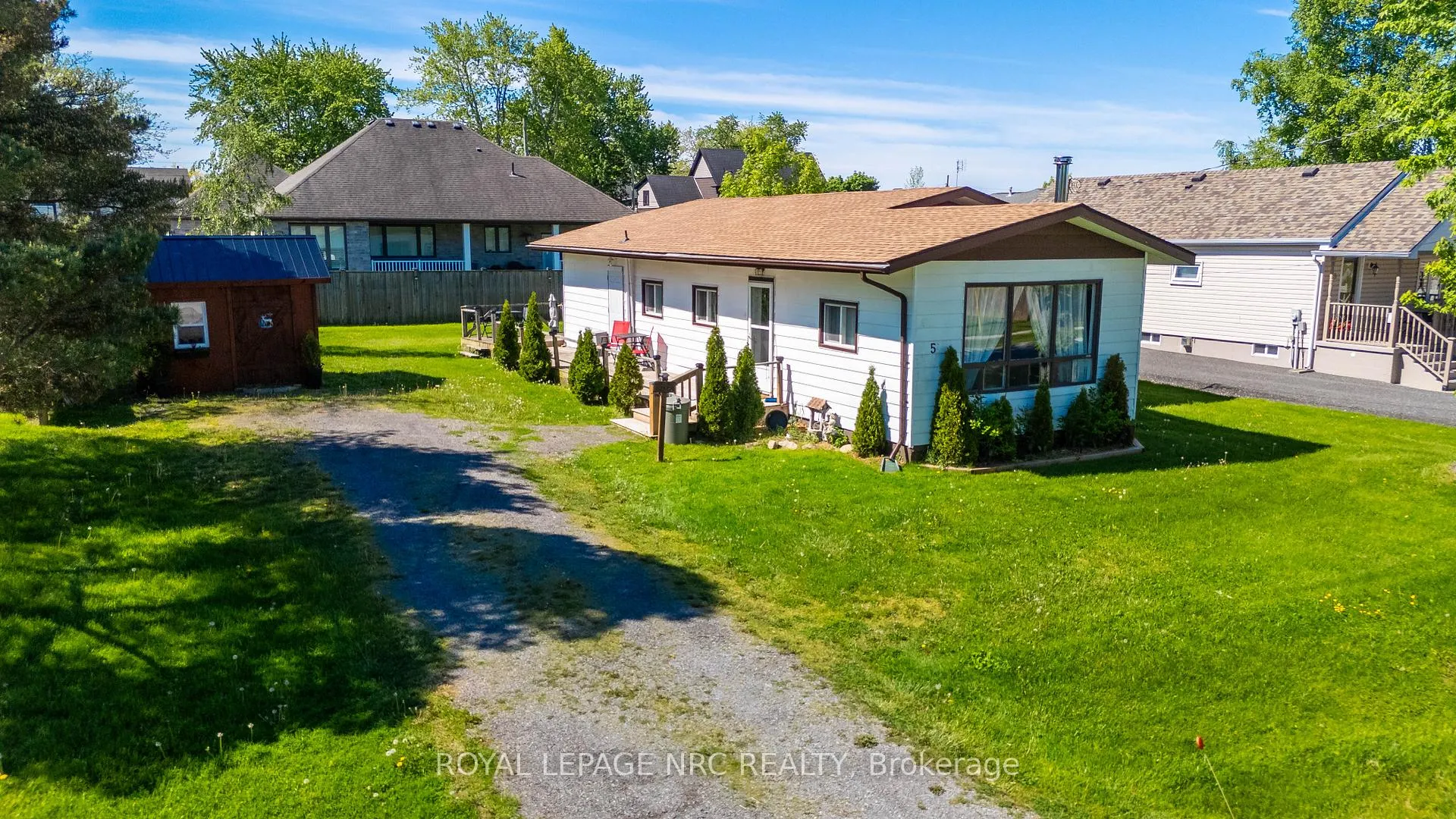 Photo 3 of 5 Melrose Avenue, Thorold, Port Robinson — HOMEH
