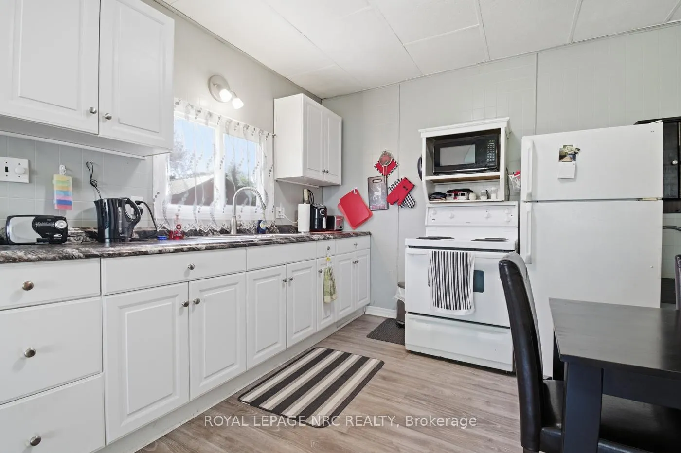 Photo 8 of 5 Melrose Avenue, Thorold, Port Robinson — HOMEH