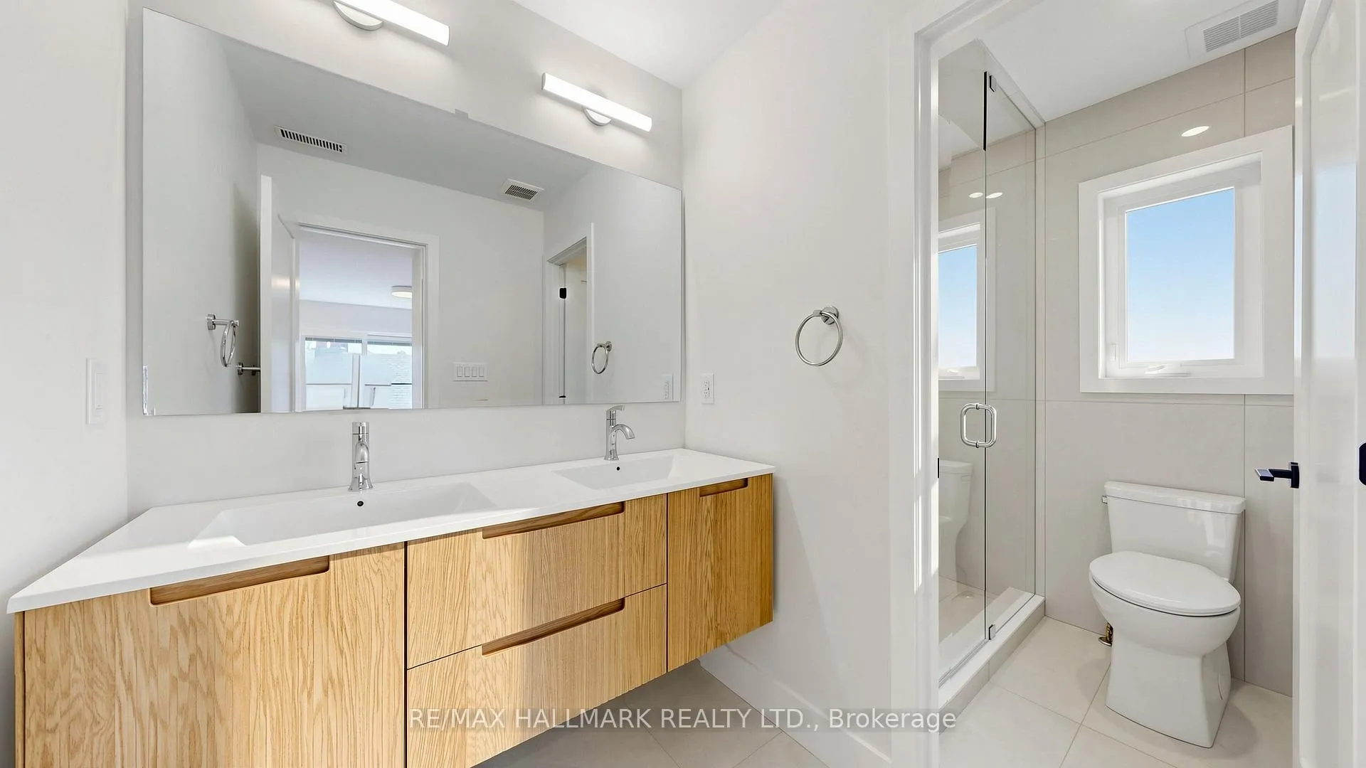 Photo 13 of Unit Second Floor, 367 Woodmount Avenue, Toronto, East York — HOMEH