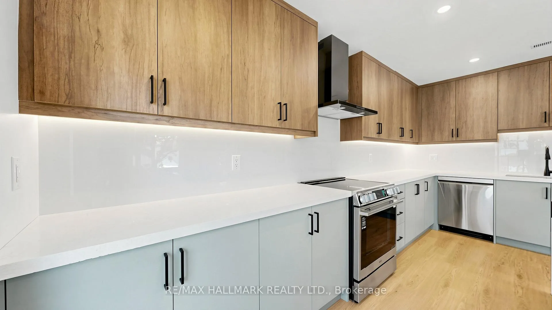 Photo 15 of Unit Second Floor, 367 Woodmount Avenue, Toronto, East York — HOMEH
