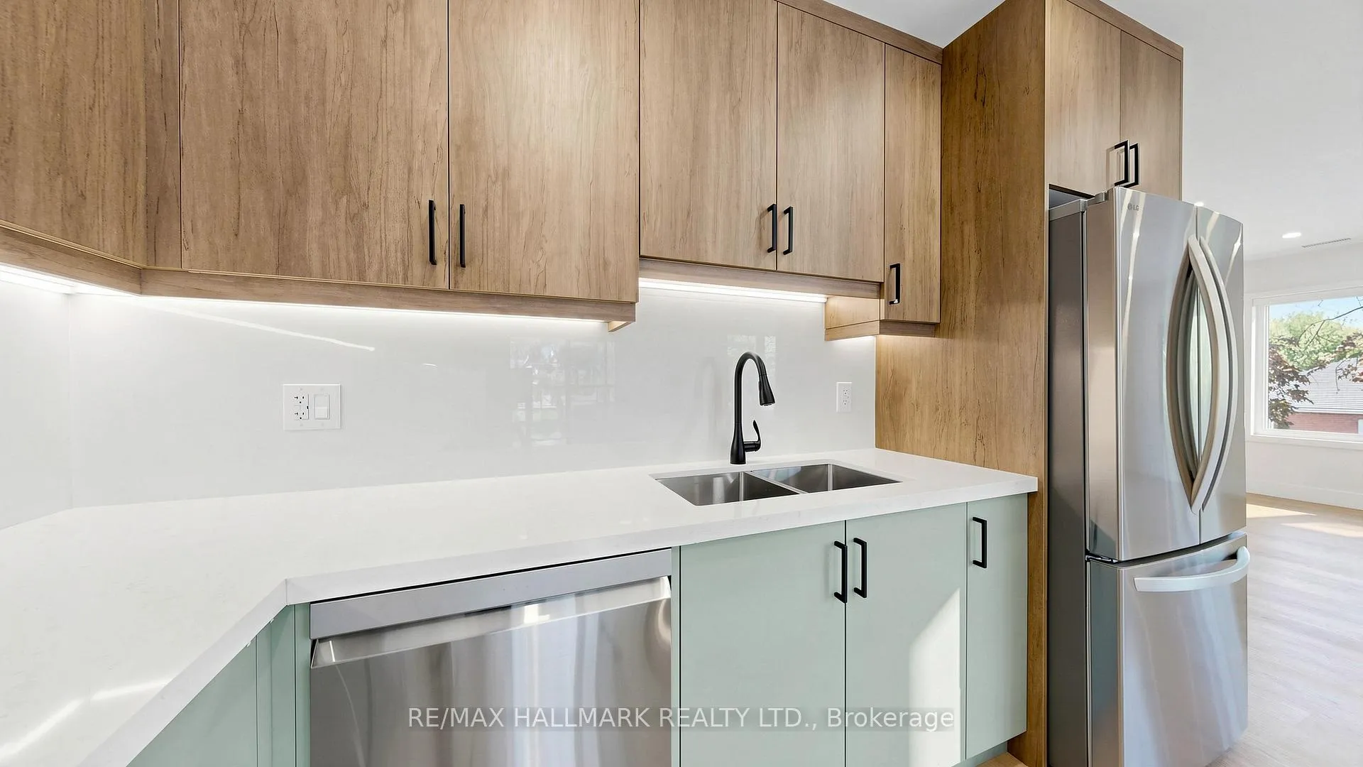 Photo 17 of Unit Second Floor, 367 Woodmount Avenue, Toronto, East York — HOMEH