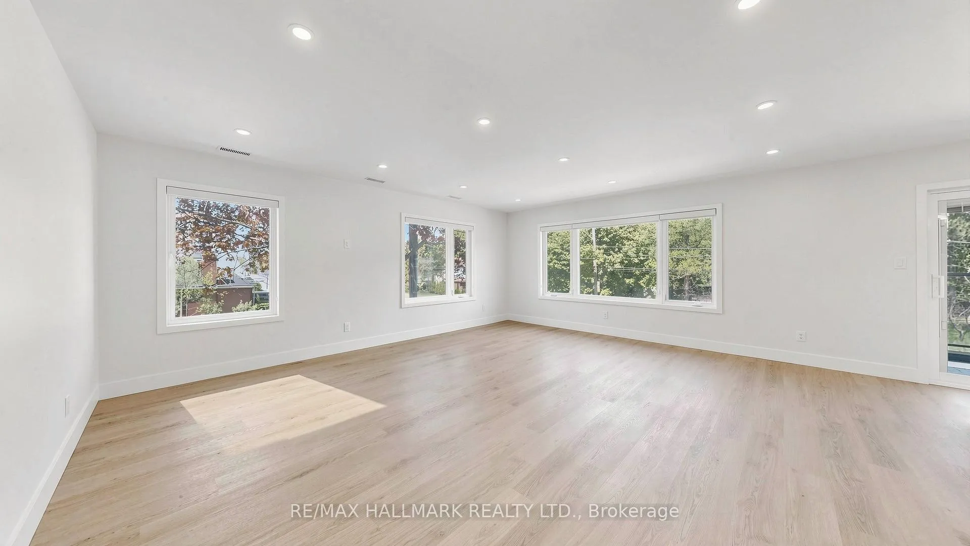 Photo 25 of Unit Second Floor, 367 Woodmount Avenue, Toronto, East York — HOMEH