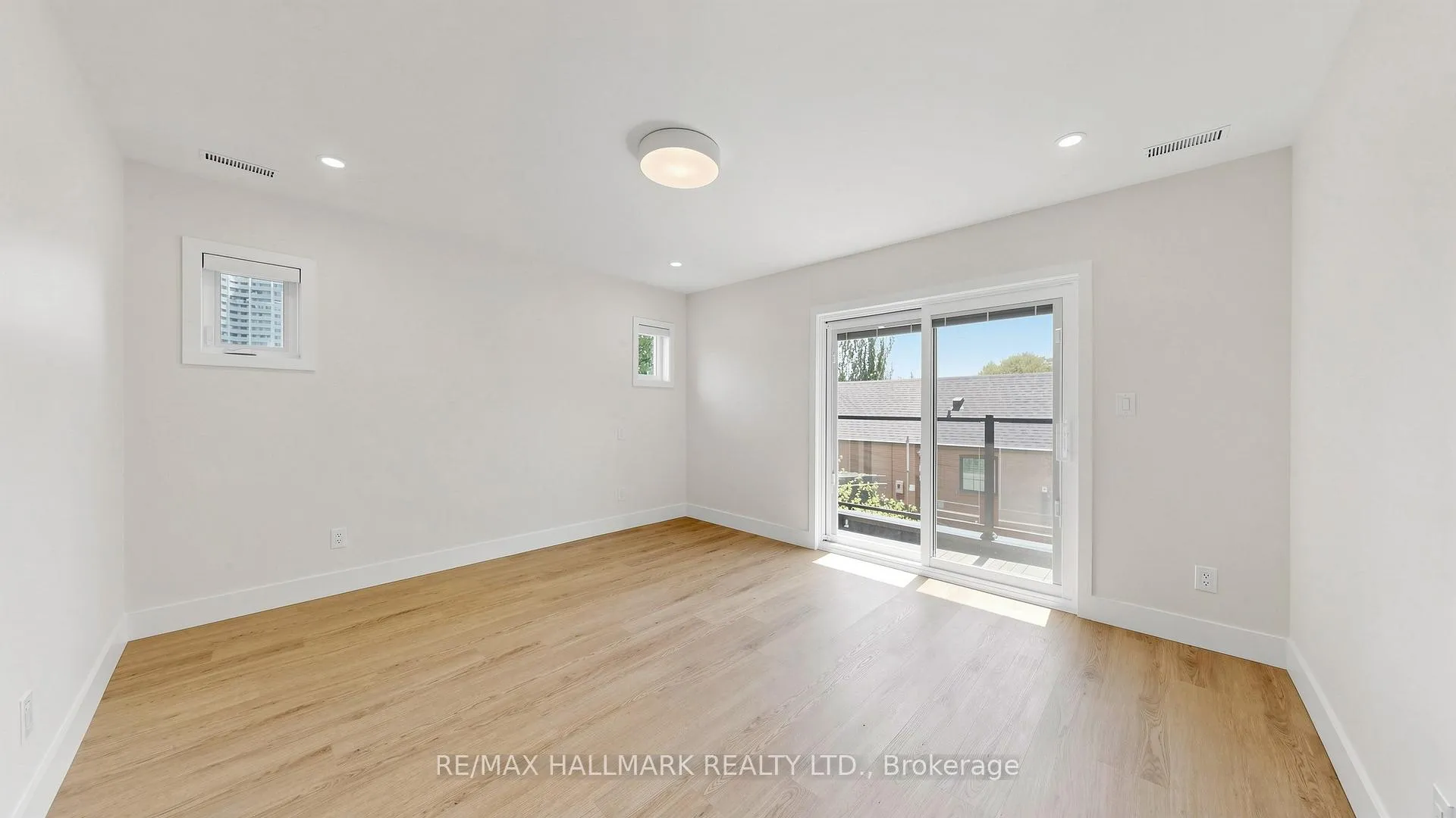 Photo 27 of Unit Second Floor, 367 Woodmount Avenue, Toronto, East York — HOMEH
