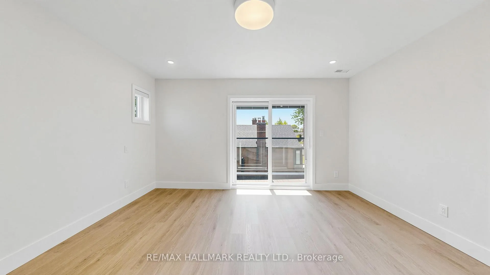 Photo 28 of Unit Second Floor, 367 Woodmount Avenue, Toronto, East York — HOMEH