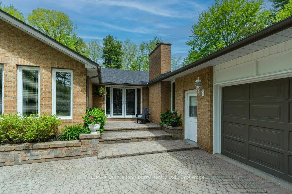 Photo 2 of 256 Colonial Drive, Quinte West, Murray Ward — HOMEH