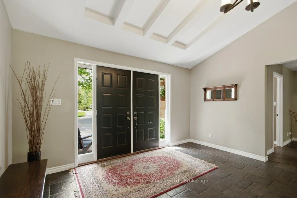 Photo 3 of 256 Colonial Drive, Quinte West, Murray Ward — HOMEH