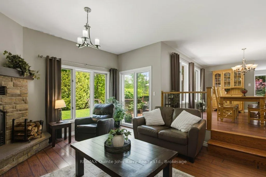 Photo 7 of 256 Colonial Drive, Quinte West, Murray Ward — HOMEH
