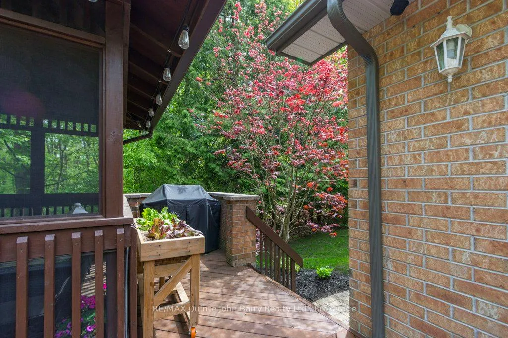 Photo 41 of 256 Colonial Drive, Quinte West, Murray Ward — HOMEH
